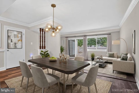 Photo of 858 Dogwood Court, HERNDON, VA 20170 (MLS # VAFX2341868)