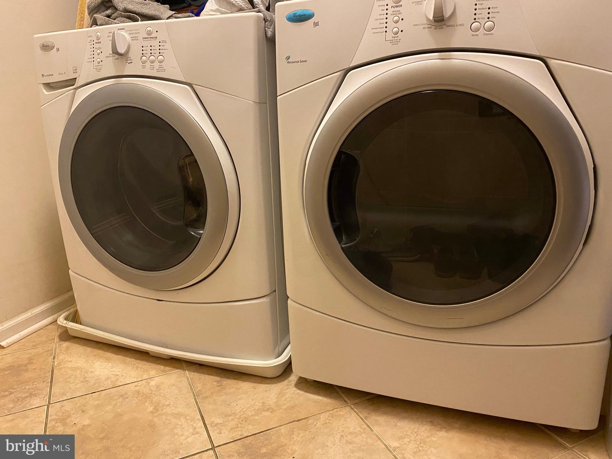 ARBOURS AT EAGLE POINT - Residential