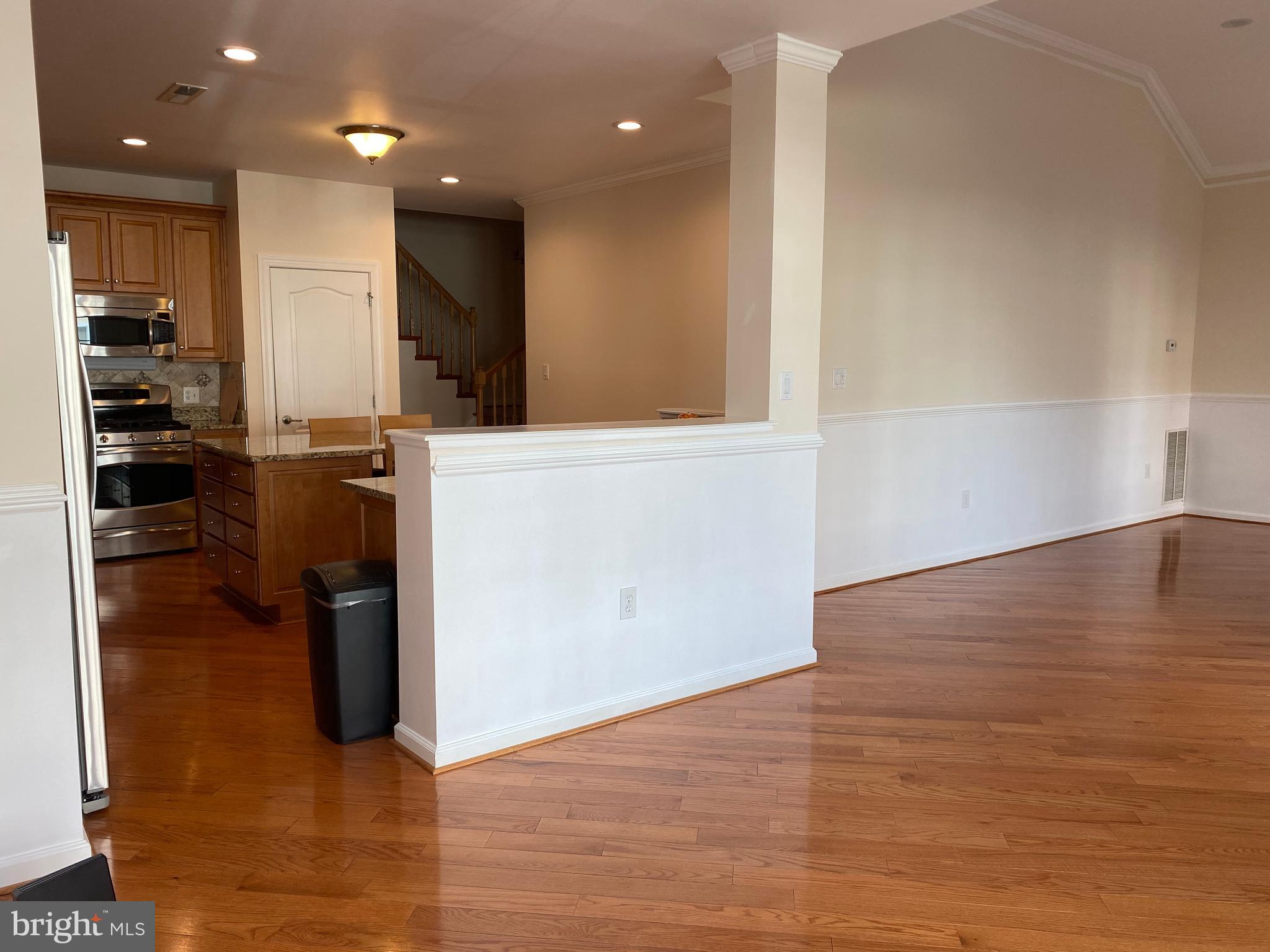 ARBOURS AT EAGLE POINT - Residential