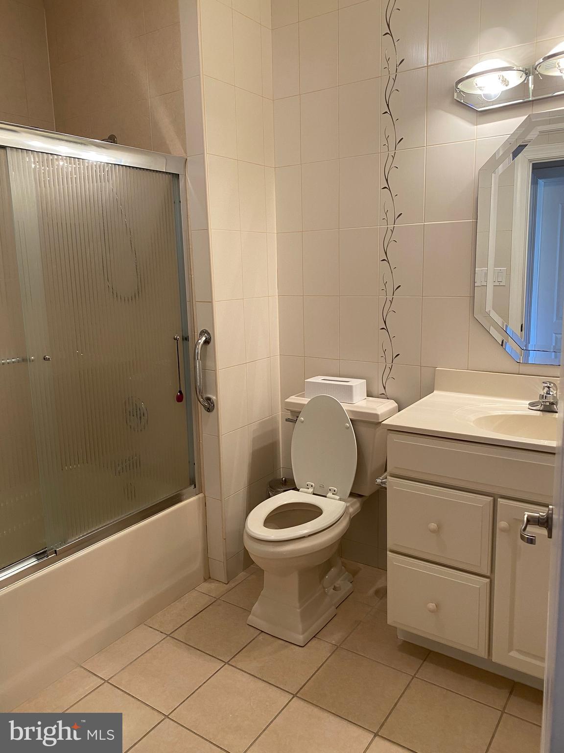 ARBOURS AT EAGLE POINT - Residential