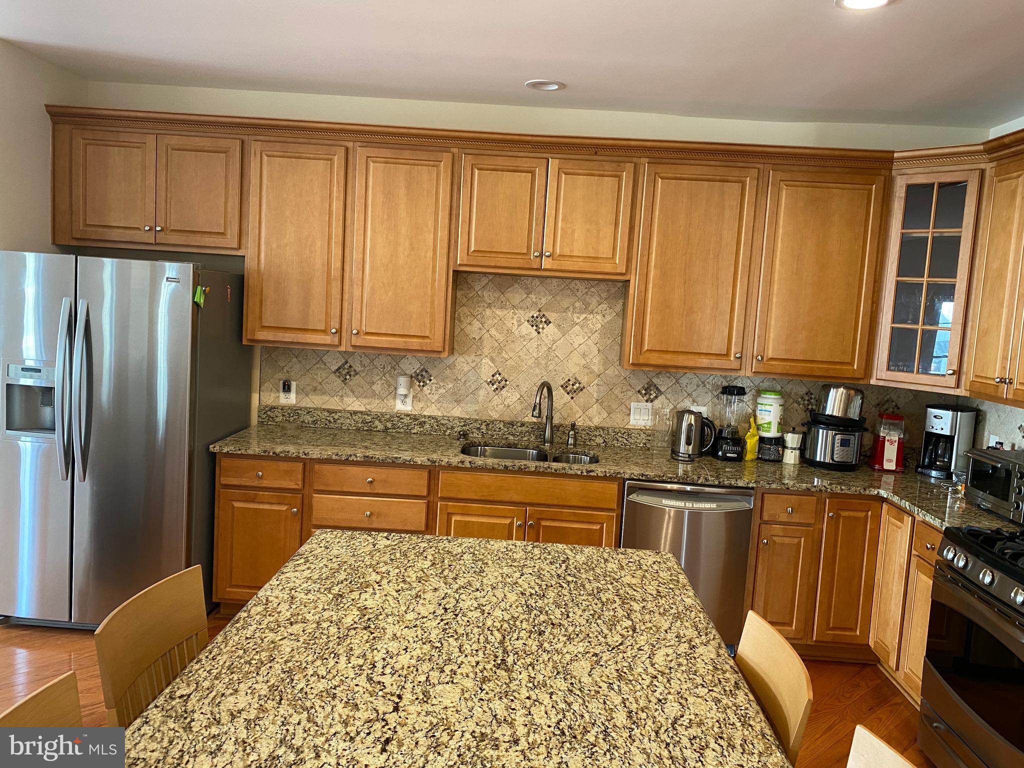 ARBOURS AT EAGLE POINT - Residential