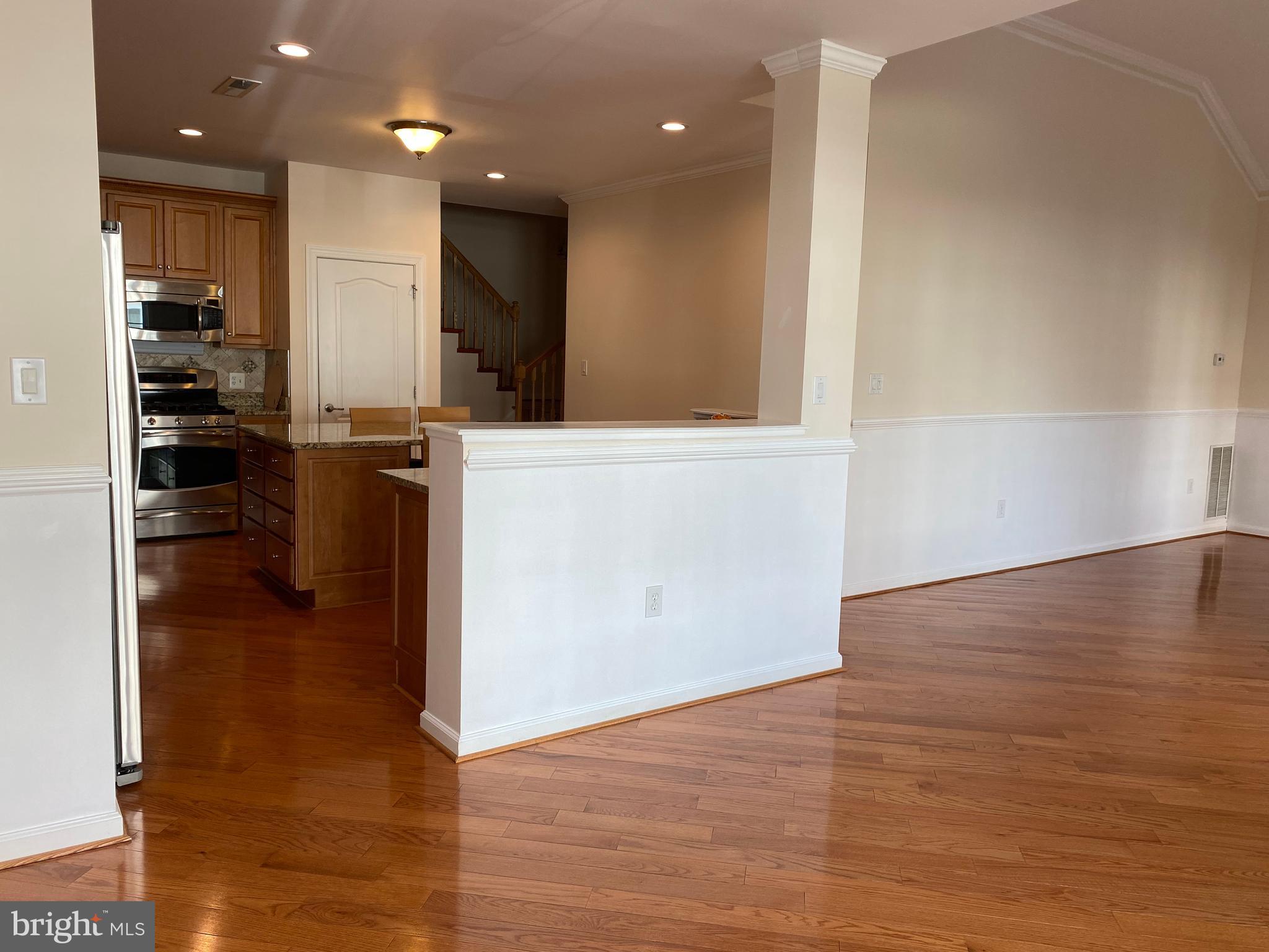 ARBOURS AT EAGLE POINT - Residential