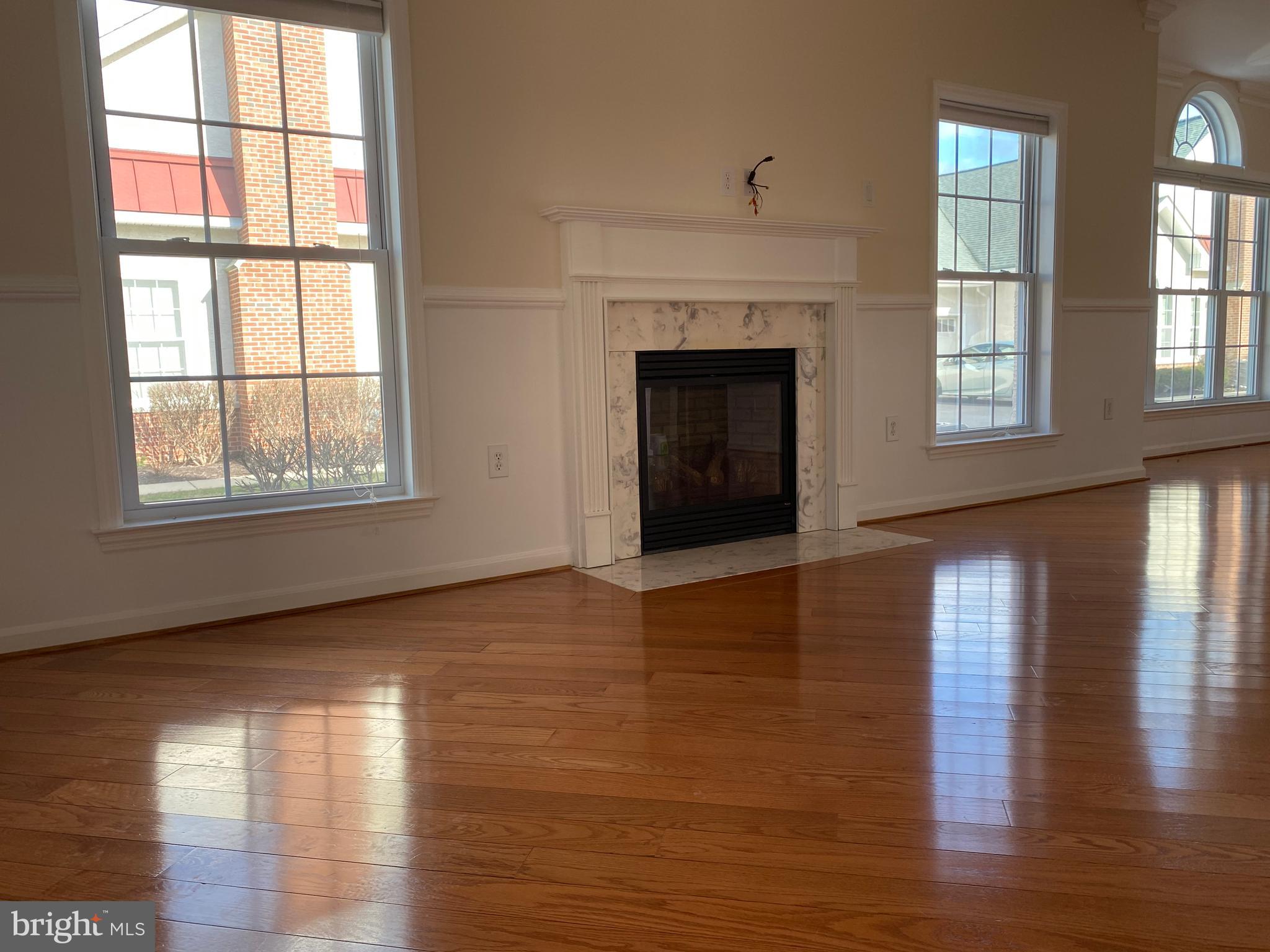 ARBOURS AT EAGLE POINT - Residential