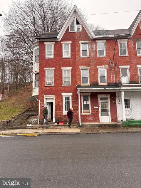 Photo of 700 W Walnut Street, ASHLAND, PA 17921 (MLS # PASK2025478)