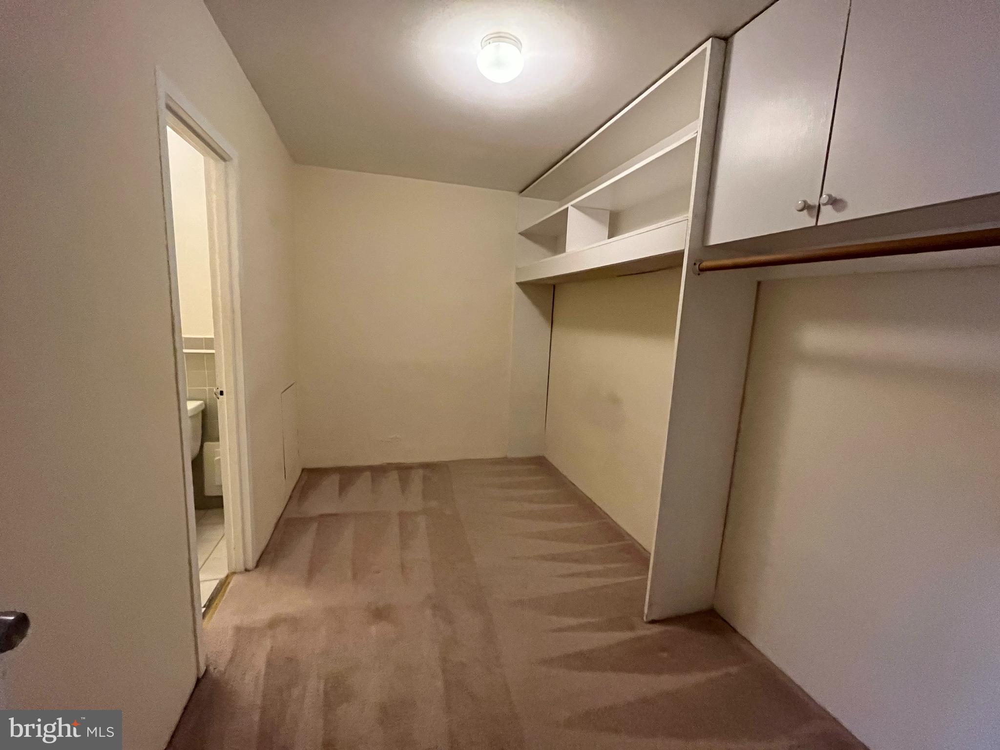 RIVER PLACE - Residential Lease