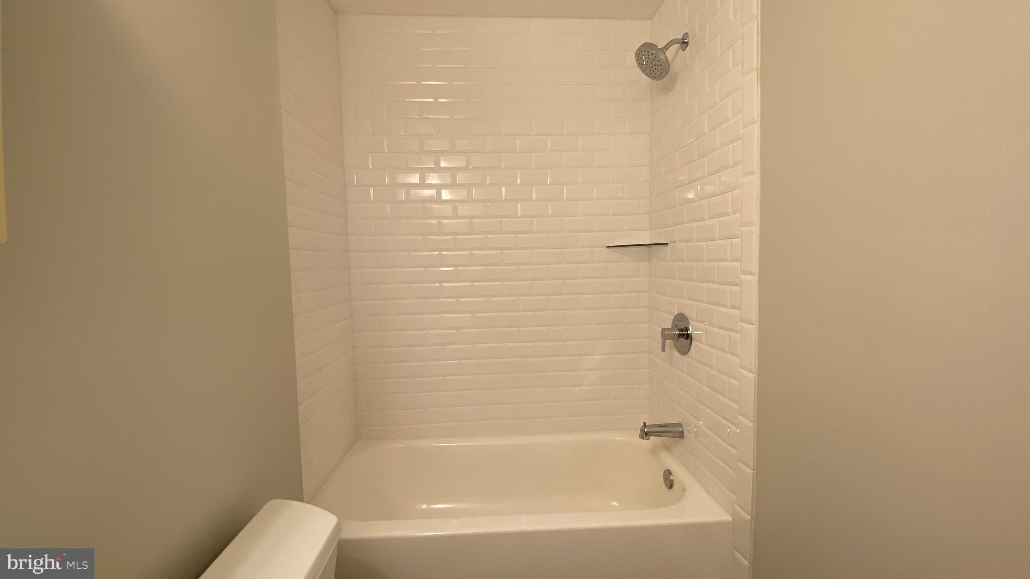 TERRACE TOWNE HOMES OF WOODLAWN - Residential Lease