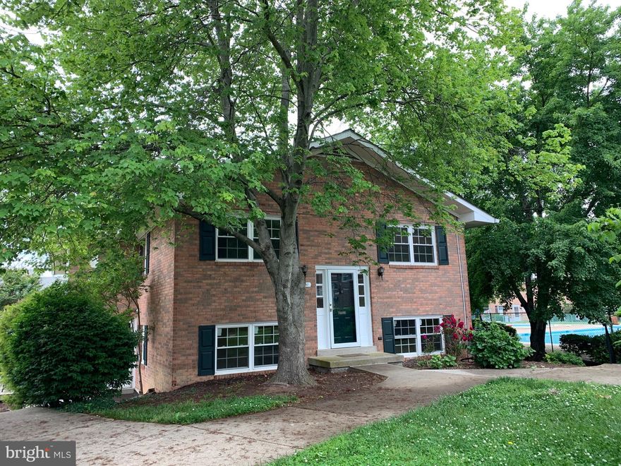 Beautiful Condo with 2 levels of living. Spacious 2 Bedrooms and 1 full bath. New bath, flooring and windows. Kitchen features Granite countertop. Washer and dryer in unit. Condo looks like a townhouse, No neighbors above or below. Convenient locations, close to Ft. Belvoir, schools, shopping and restaurants. No Pets. Text William for questions.