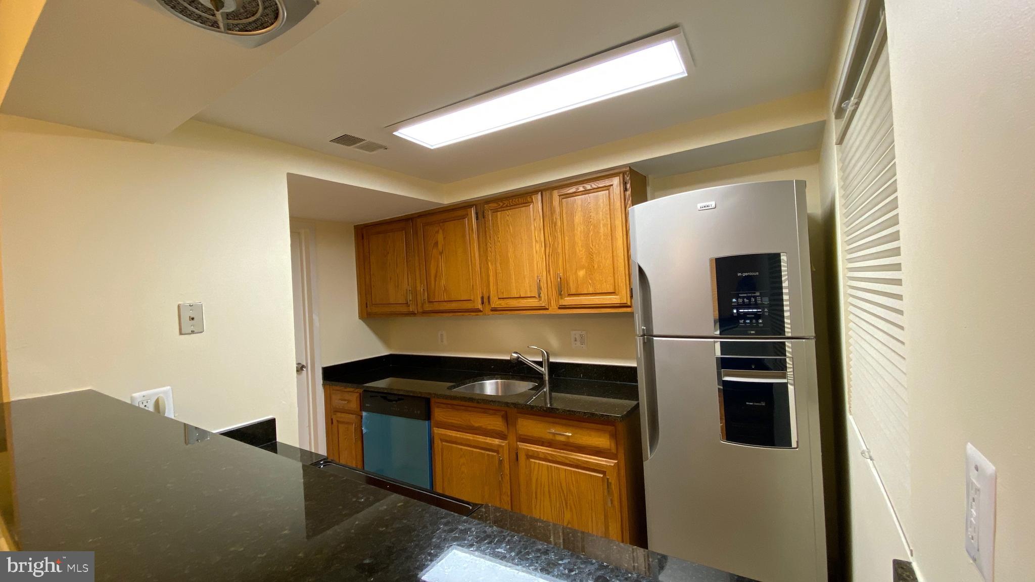 TERRACE TOWNE HOMES OF WOODLAWN - Residential Lease