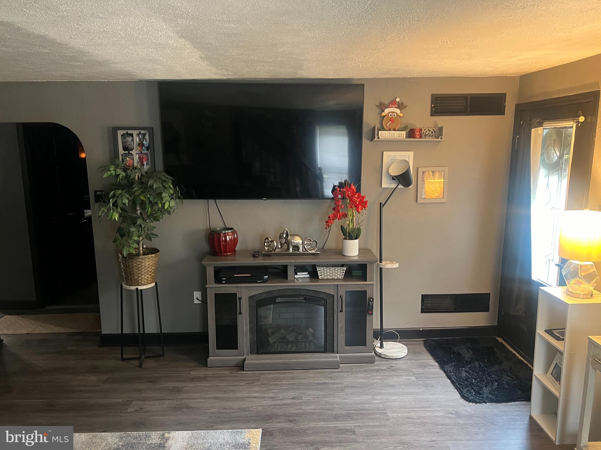 FIRESIDE TERRACE - Residential