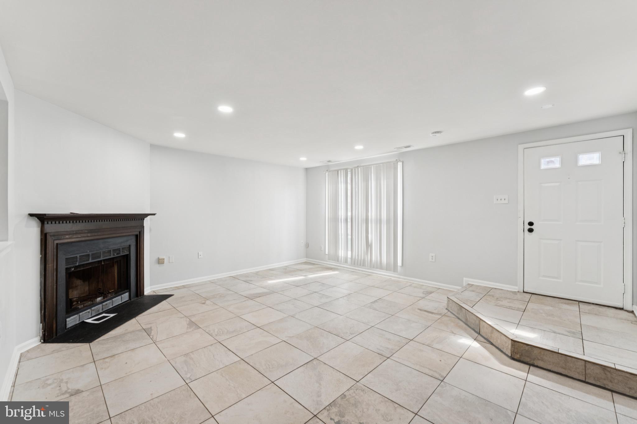 7527 BELLE GRAE DRIVE