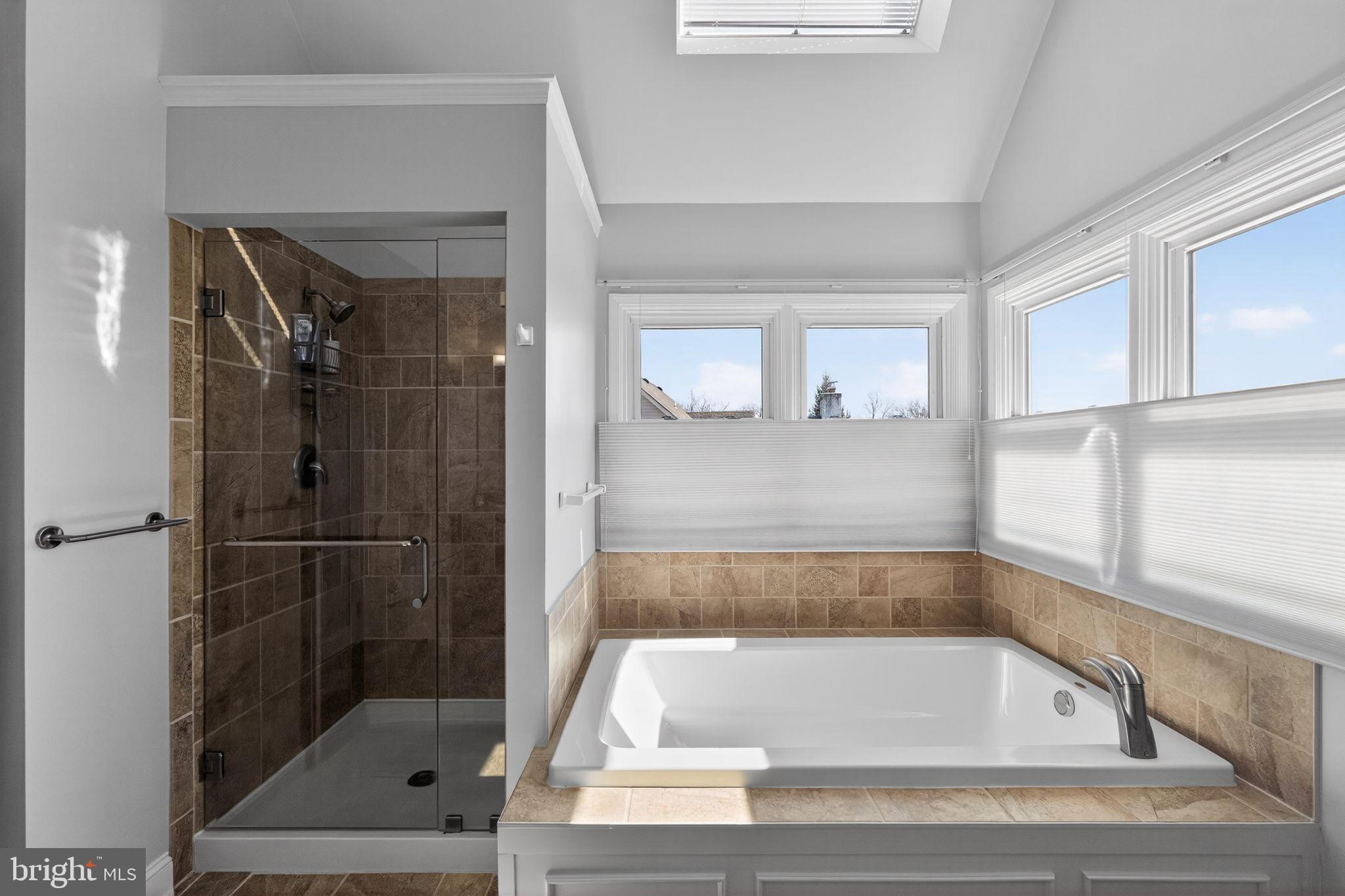 GWYNEDD LEA - Residential