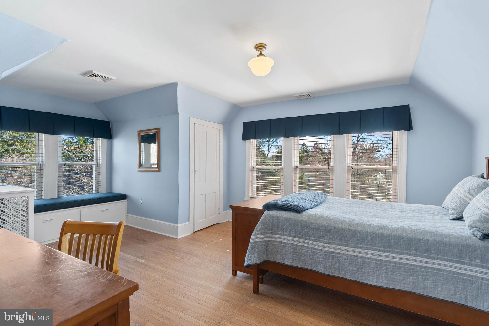 SWARTHMORE - Residential