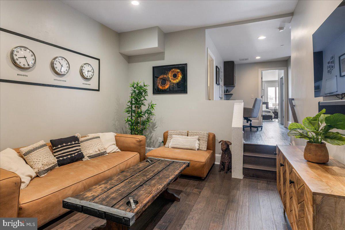 DOYLESTOWN BORO - Residential