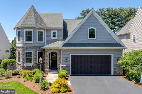 Photo of 5812 Wild Lilac Drive, EAST PETERSBURG, PA 17520 (MLS # PALA2069716)