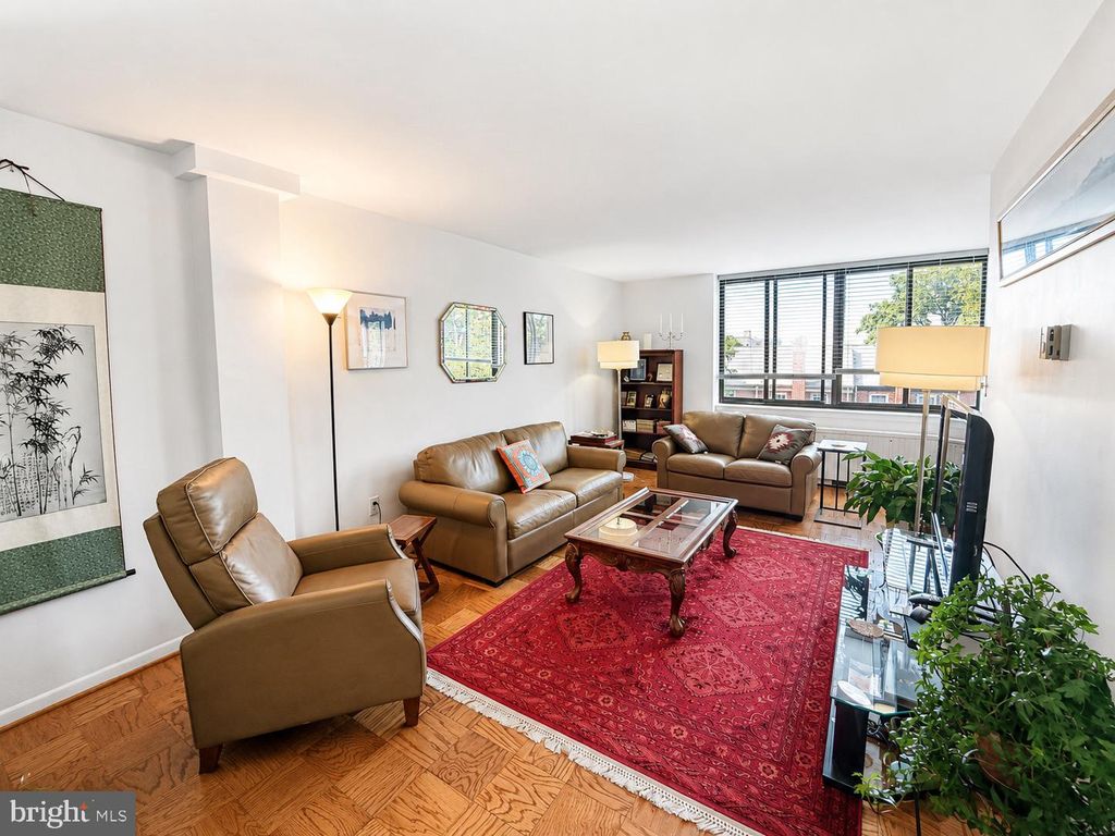 Photo of 4390 Lorcom Lane #606, ARLINGTON, VA 22207 (MLS # VAAR2073600)