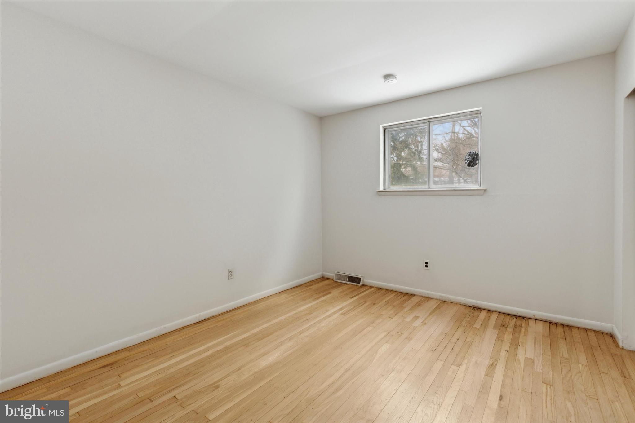 PLYMOUTH HILLS - Residential