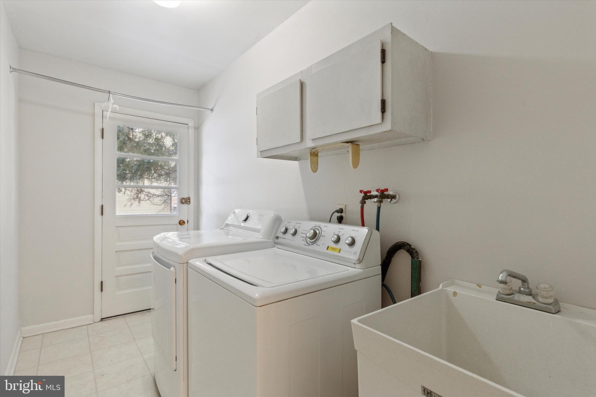 PLYMOUTH HILLS - Residential