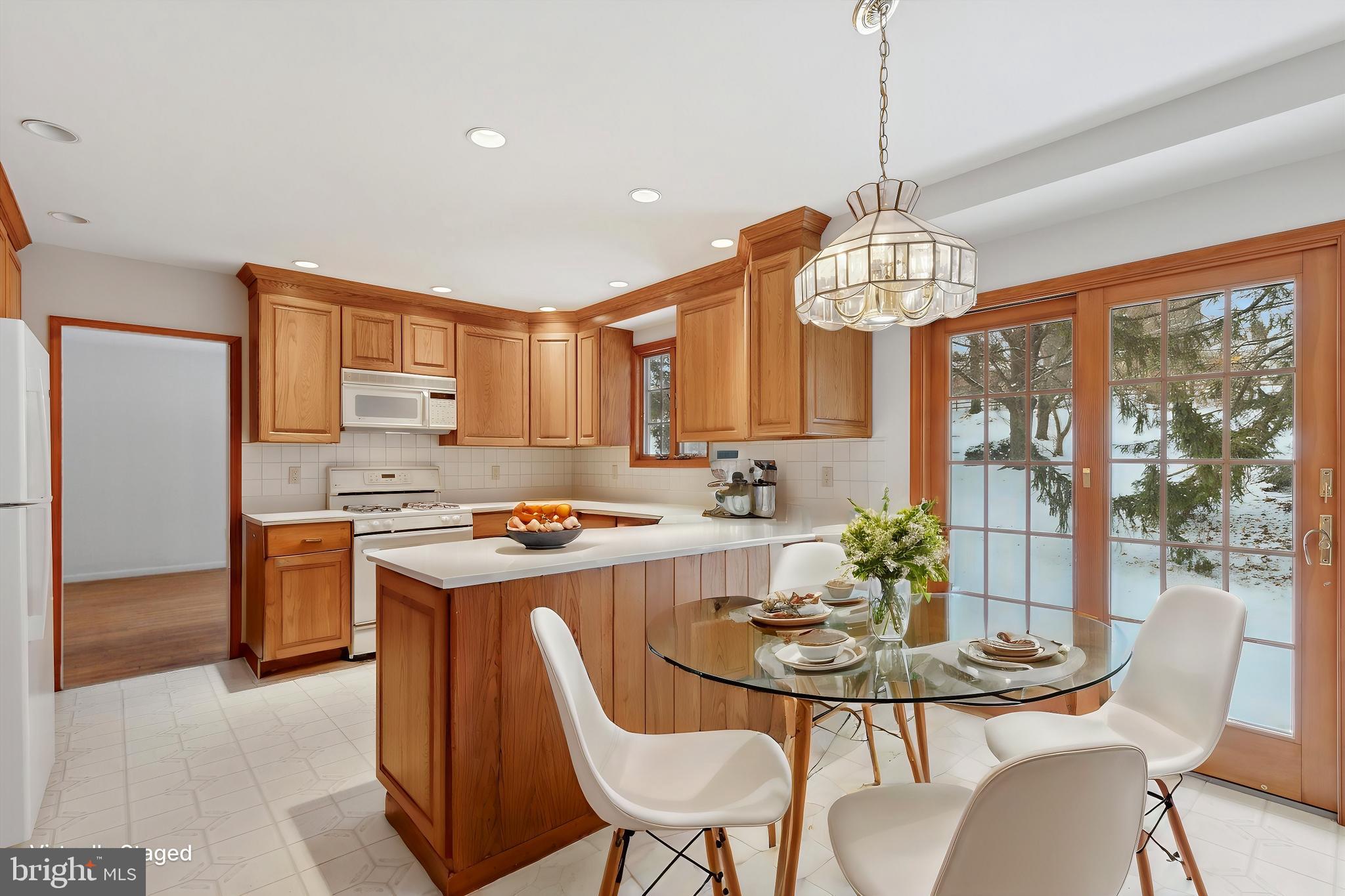 PLYMOUTH HILLS - Residential