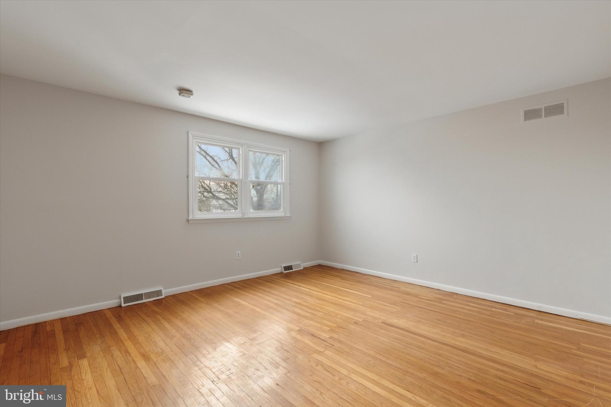 PLYMOUTH HILLS - Residential