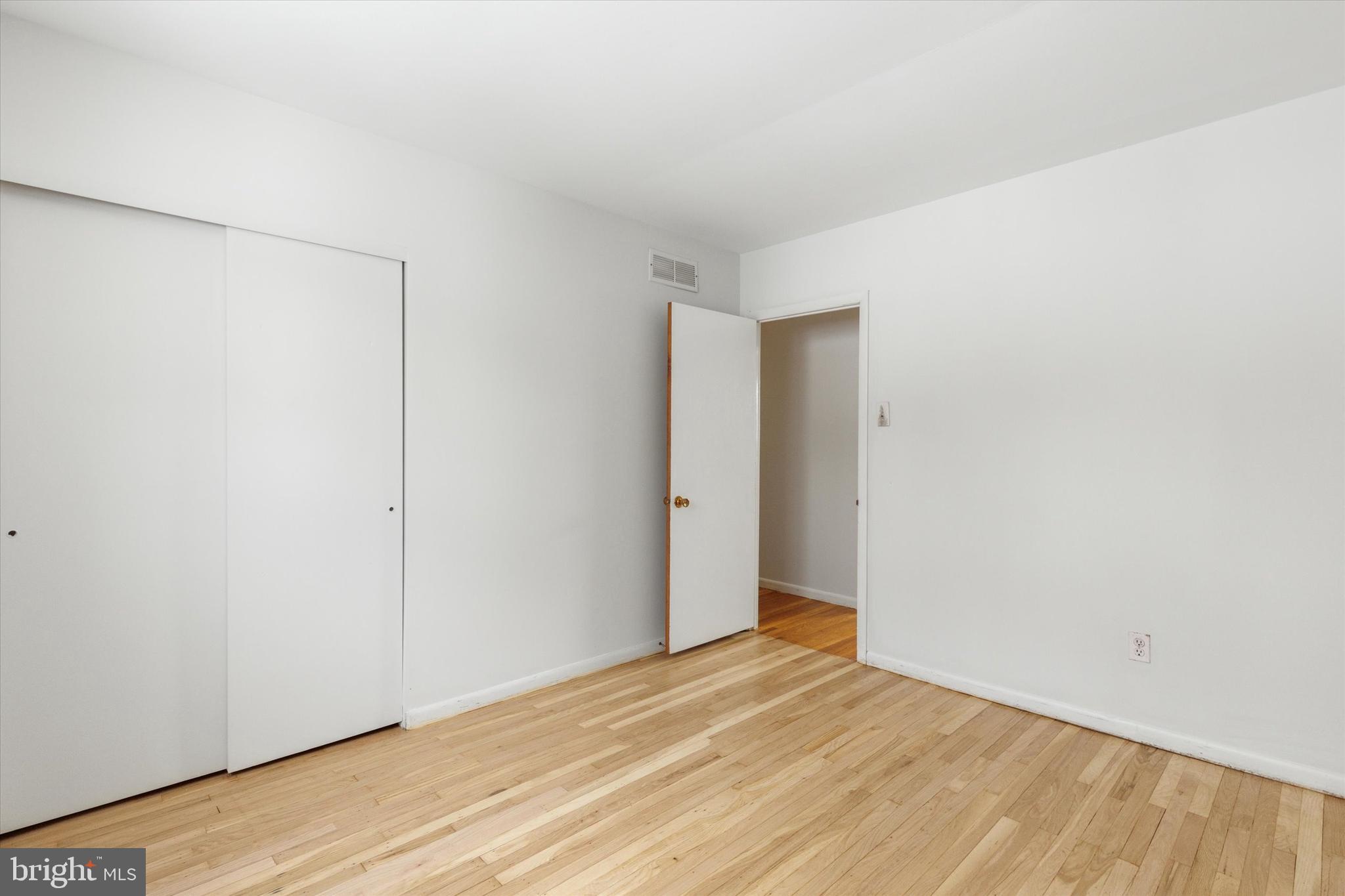 PLYMOUTH HILLS - Residential