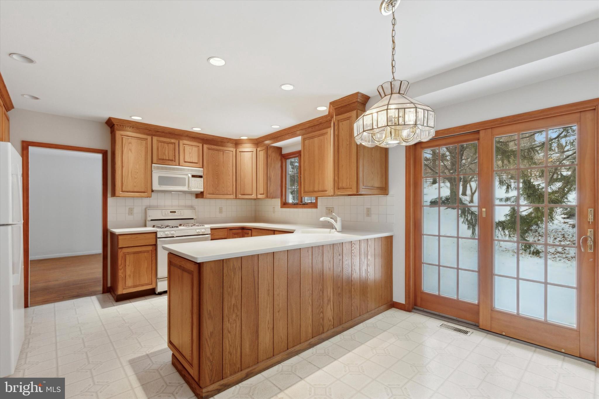 PLYMOUTH HILLS - Residential