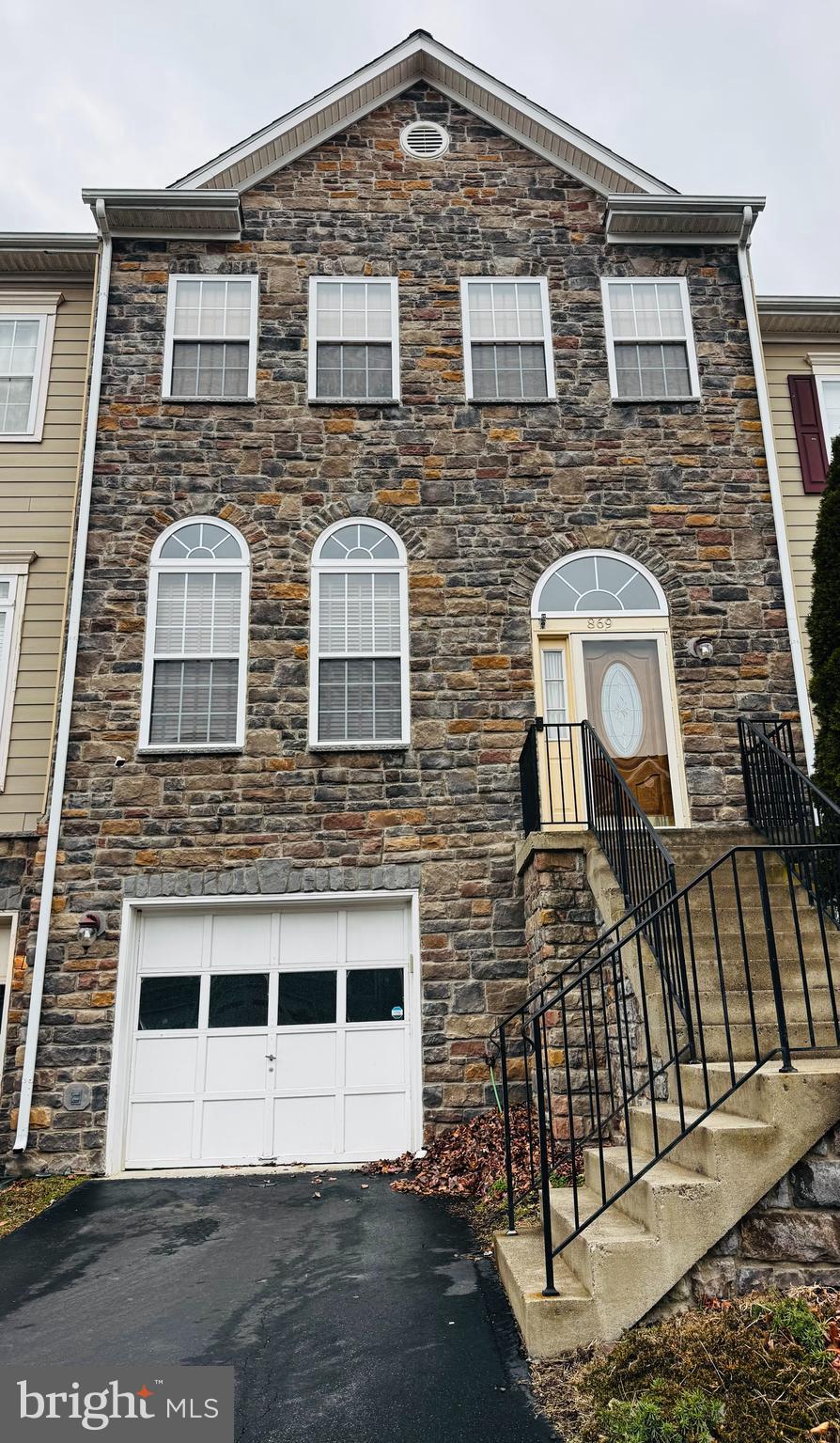 LEESBURG - Residential Lease