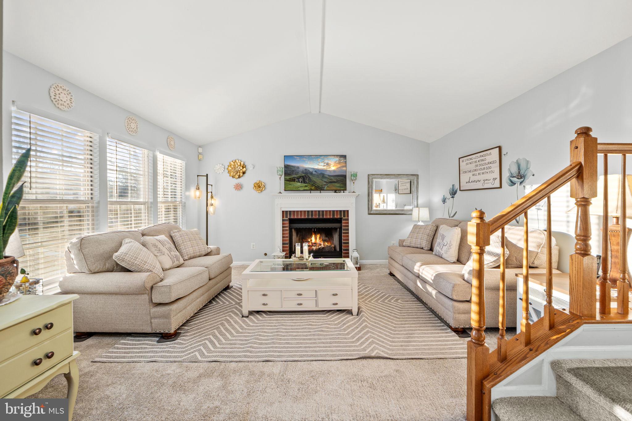 BLOOMS CROSSING - Residential