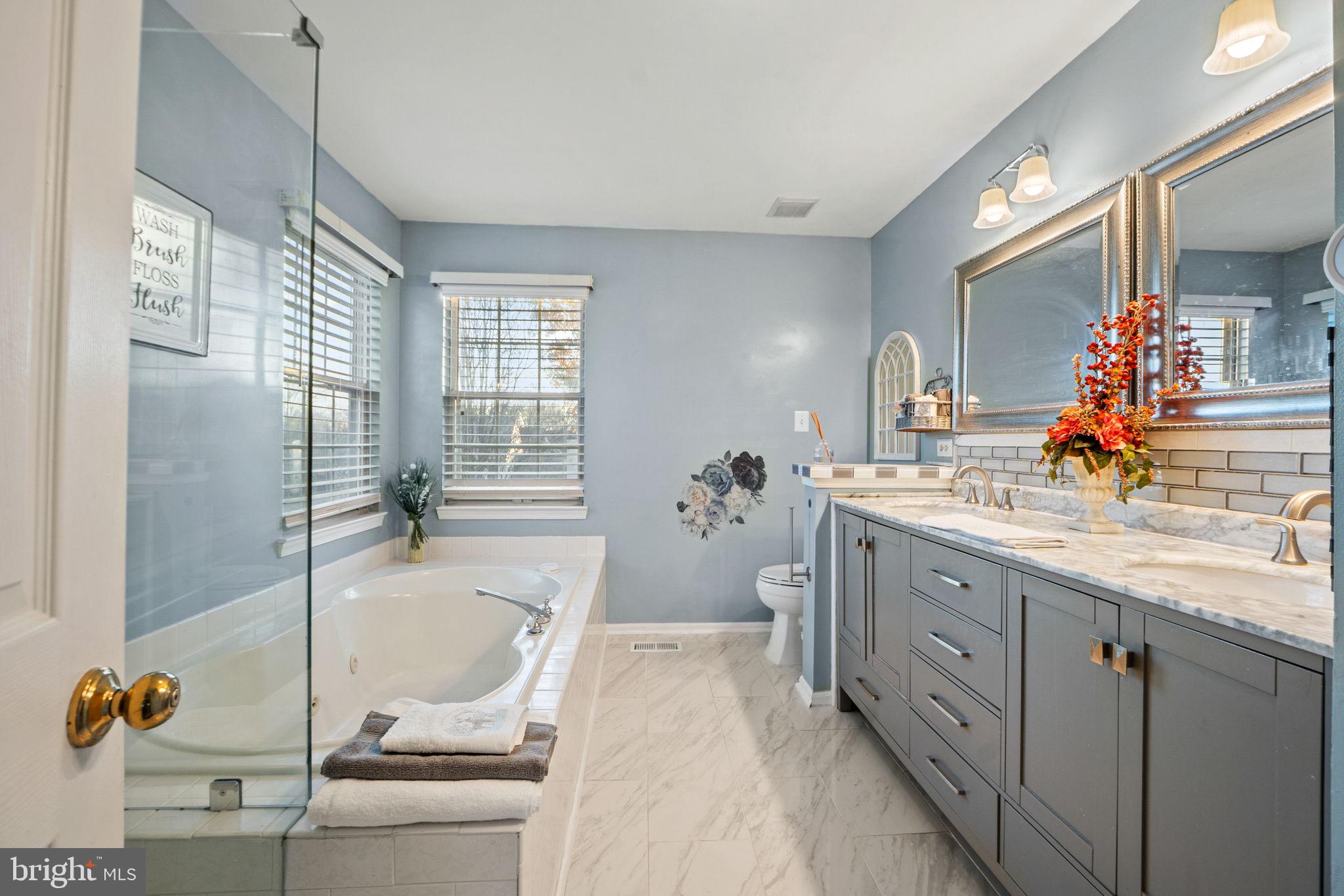 BLOOMS CROSSING - Residential