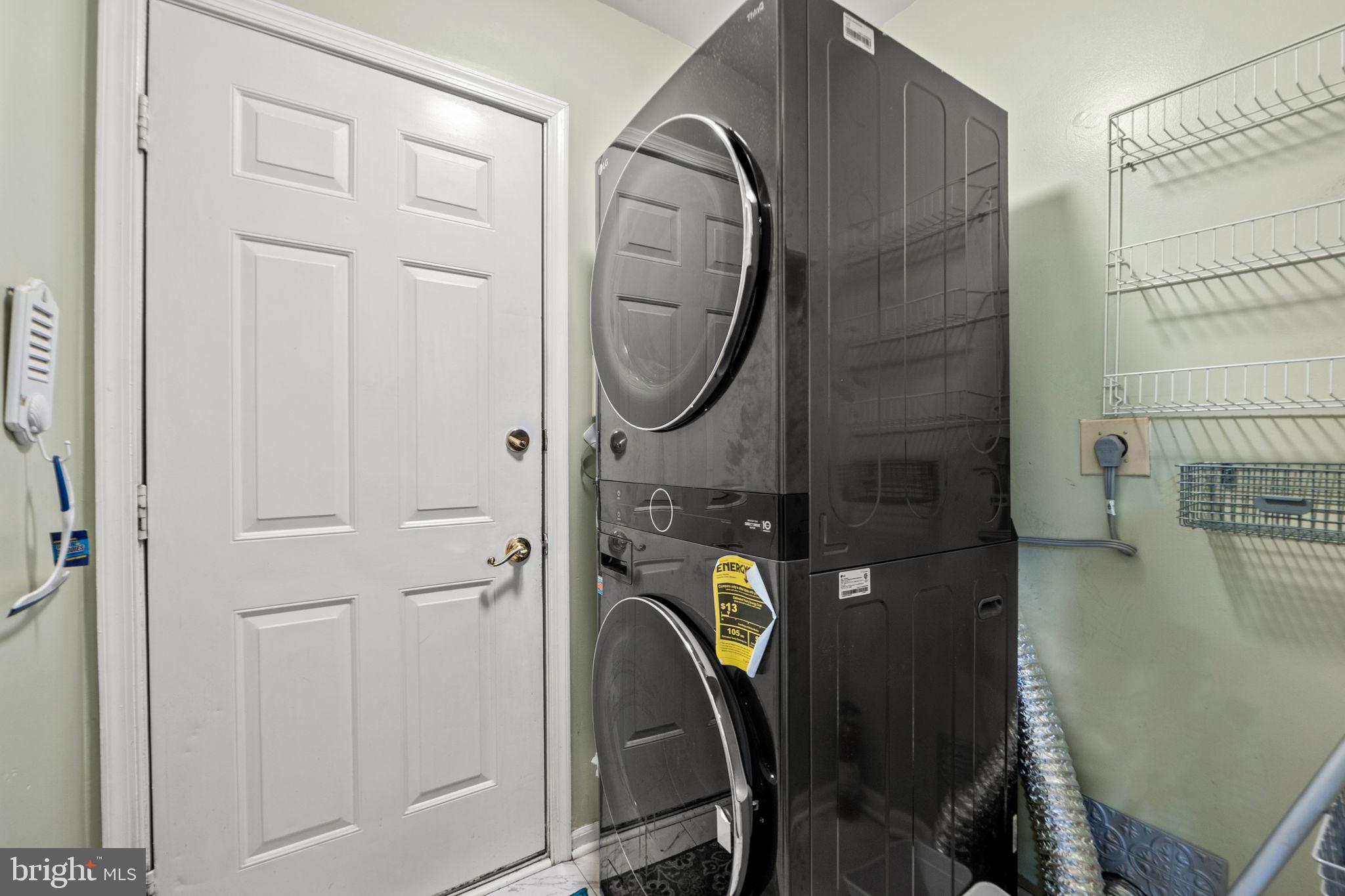 BLOOMS CROSSING - Residential