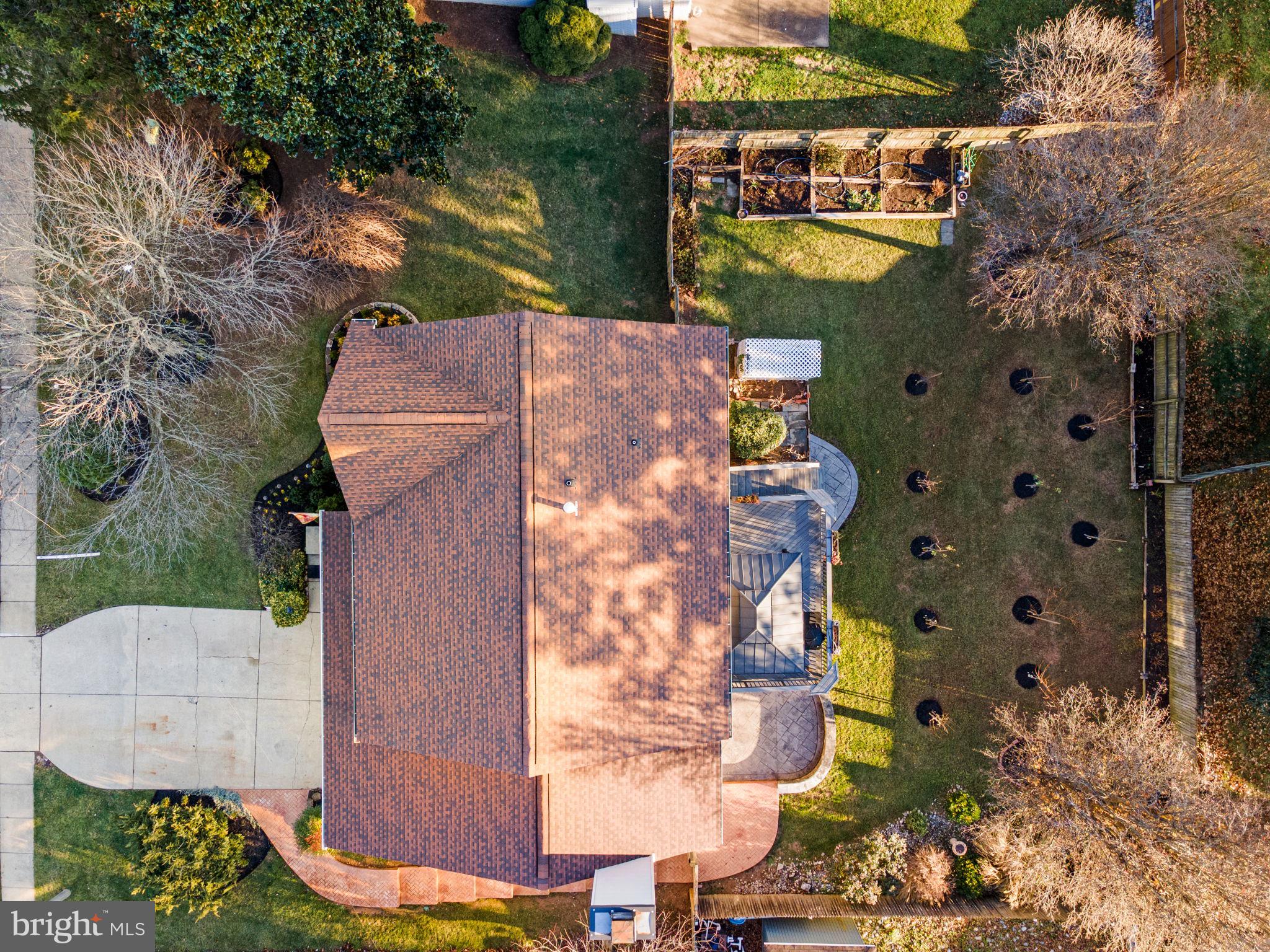 BLOOMS CROSSING - Residential