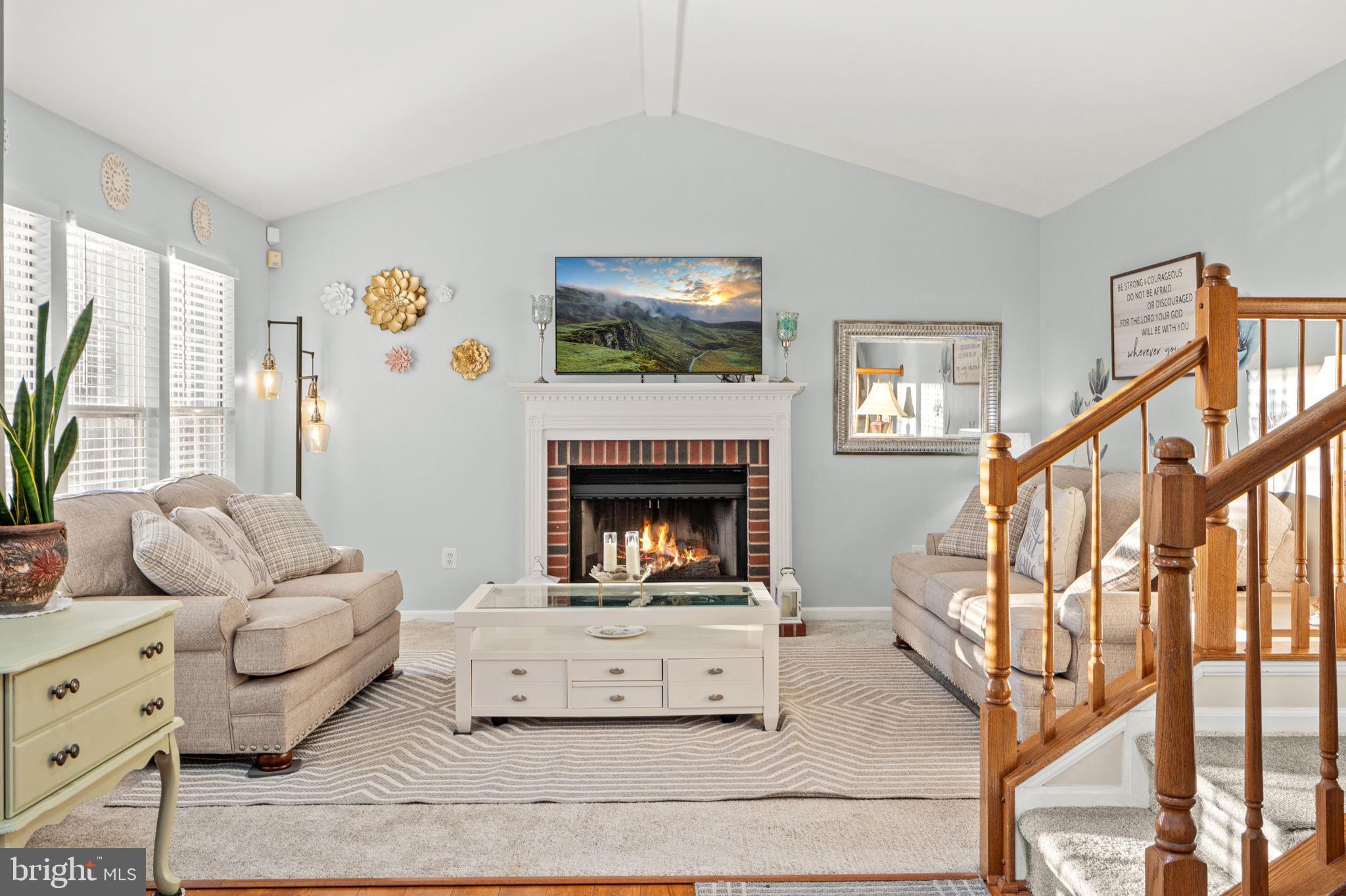 BLOOMS CROSSING - Residential