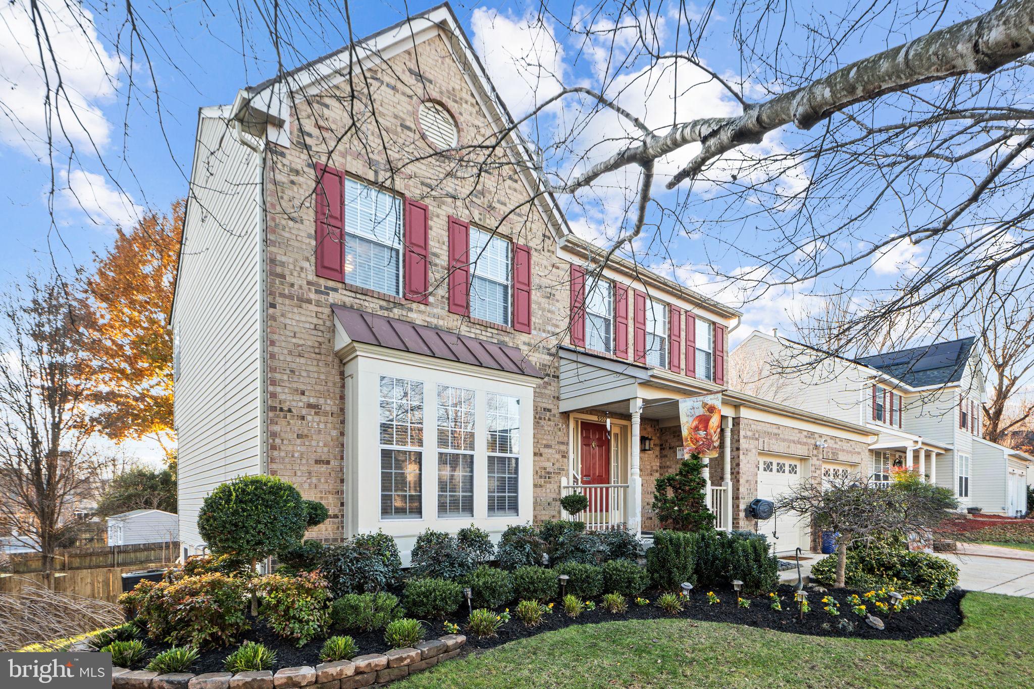 BLOOMS CROSSING - Residential