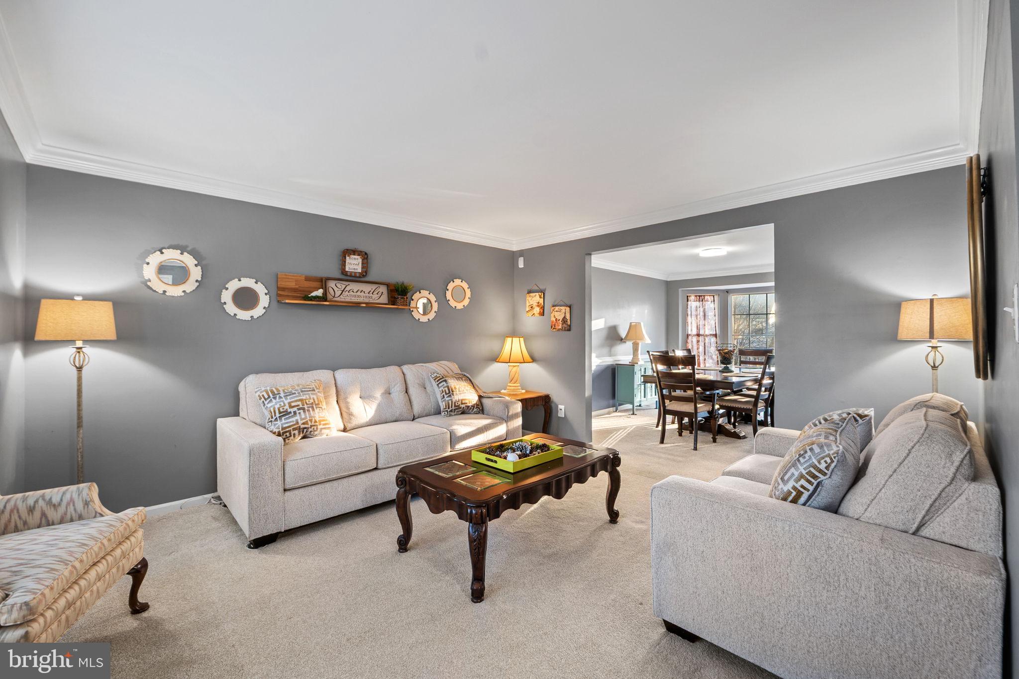 BLOOMS CROSSING - Residential