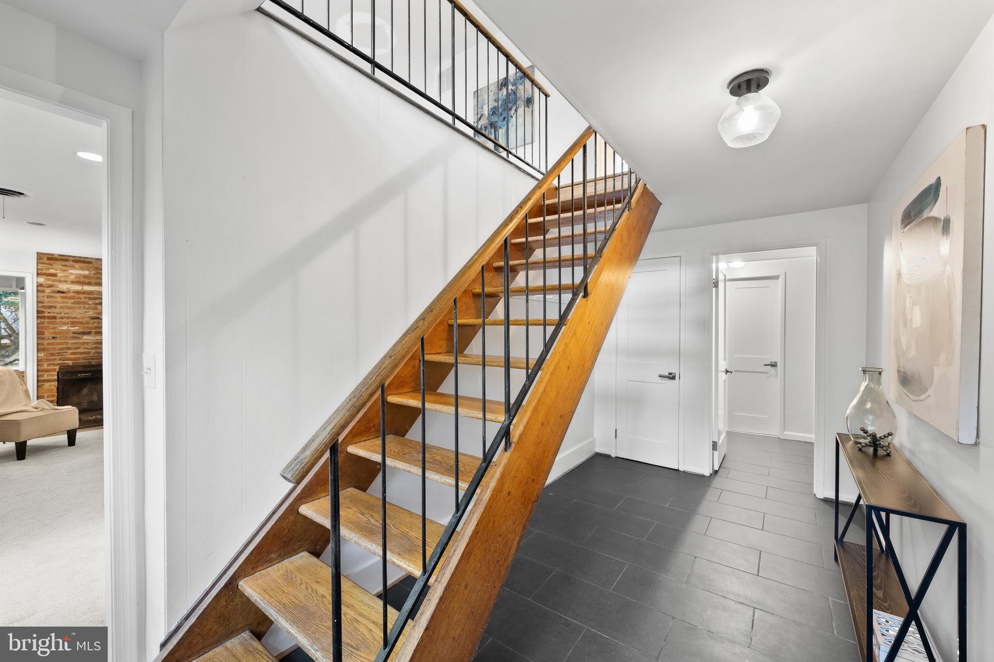 BANNOCKBURN ESTATES - Residential