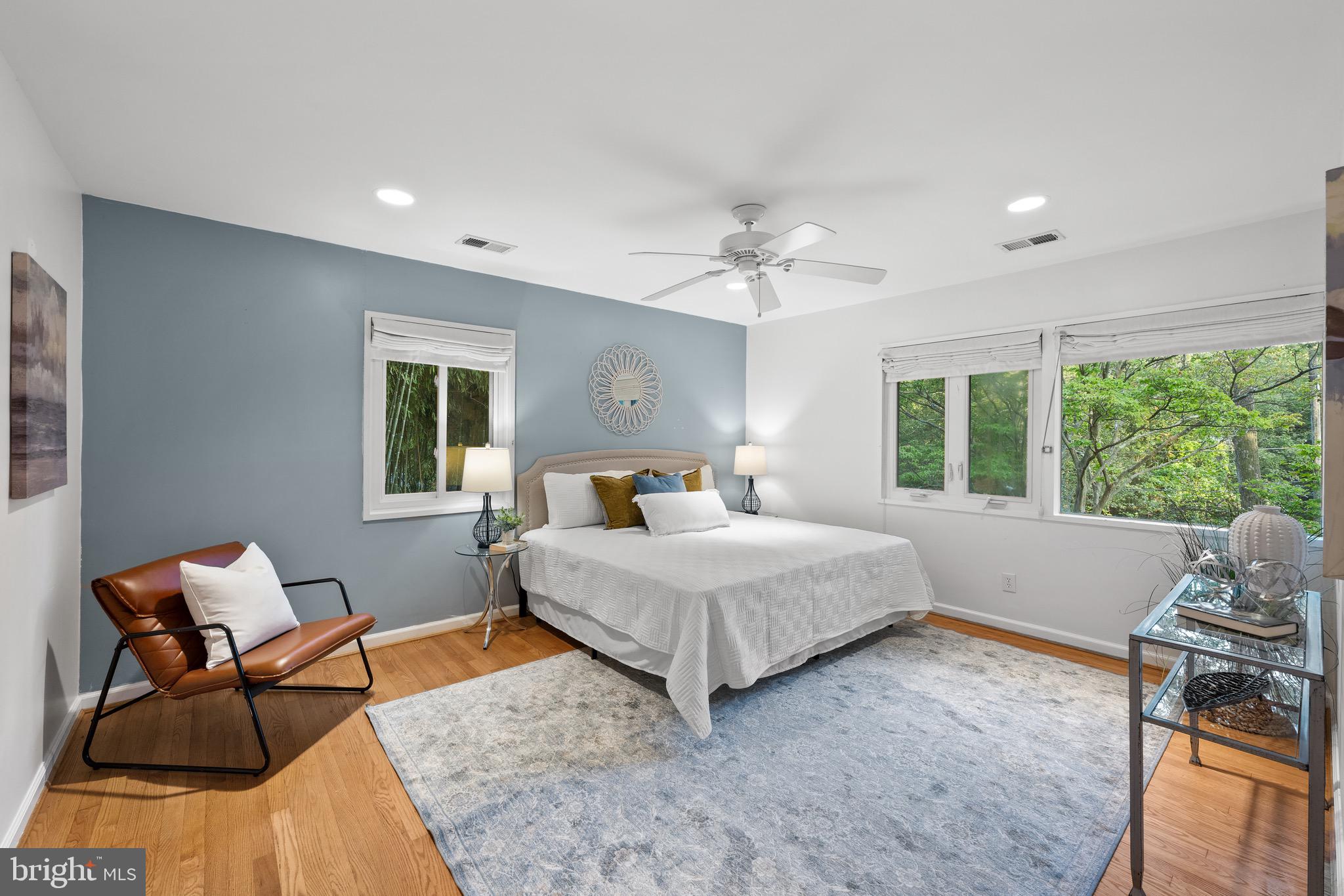 BANNOCKBURN ESTATES - Residential