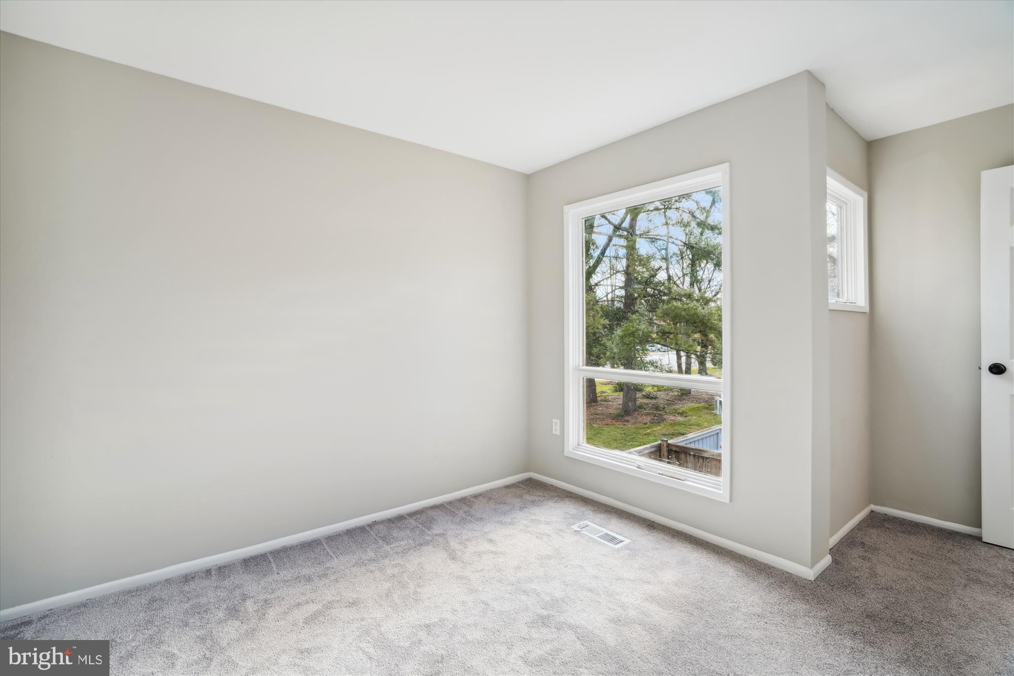 CLARYS FOREST - Residential Lease