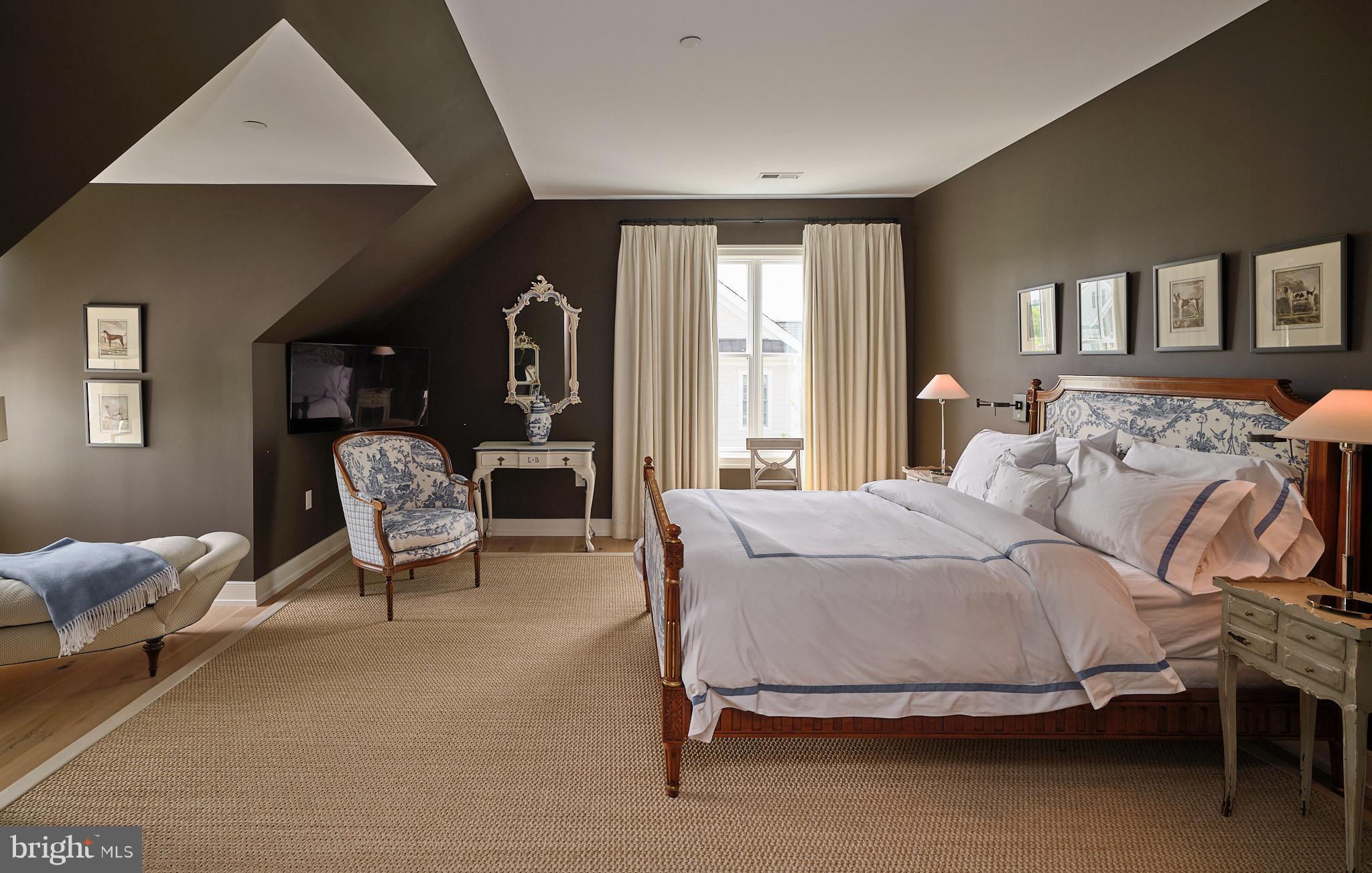 RABBIT RUN CREEK - Residential