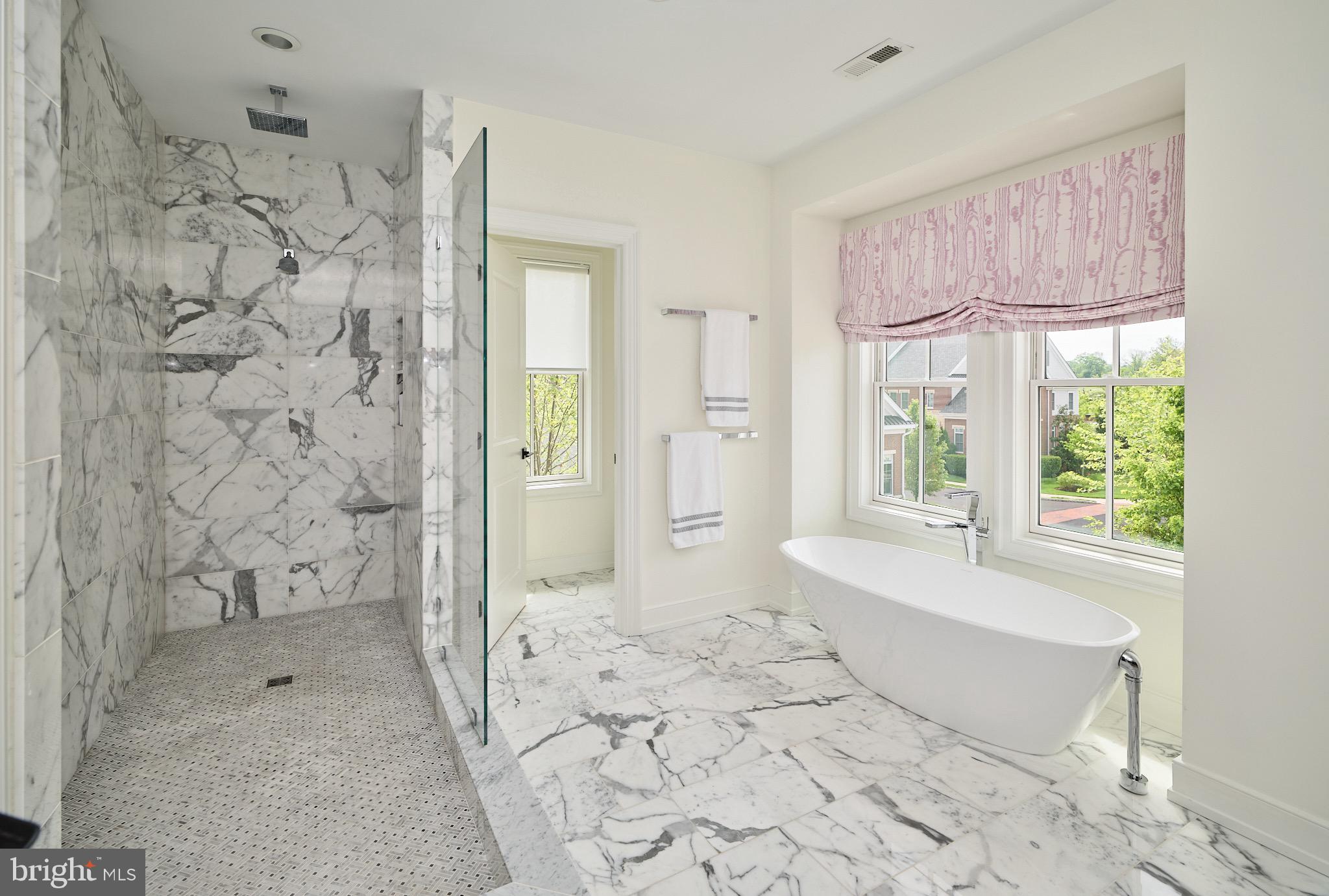 RABBIT RUN CREEK - Residential