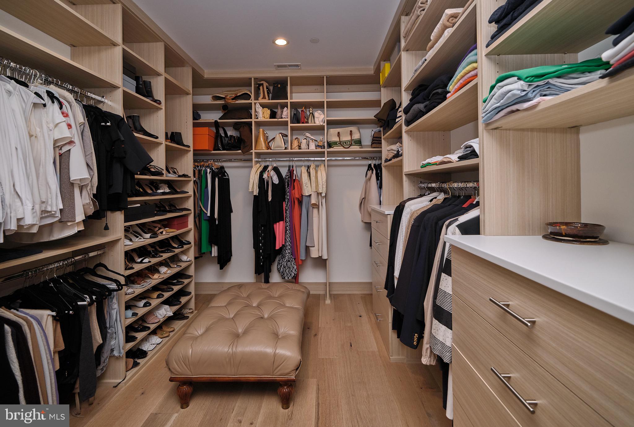 RABBIT RUN CREEK - Residential