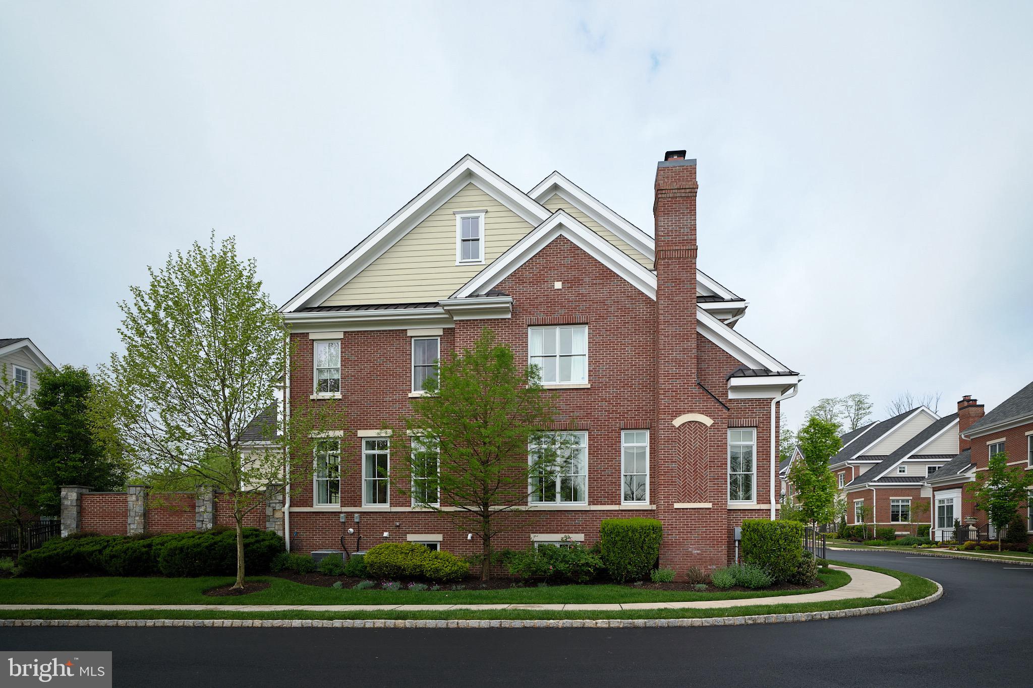 RABBIT RUN CREEK - Residential