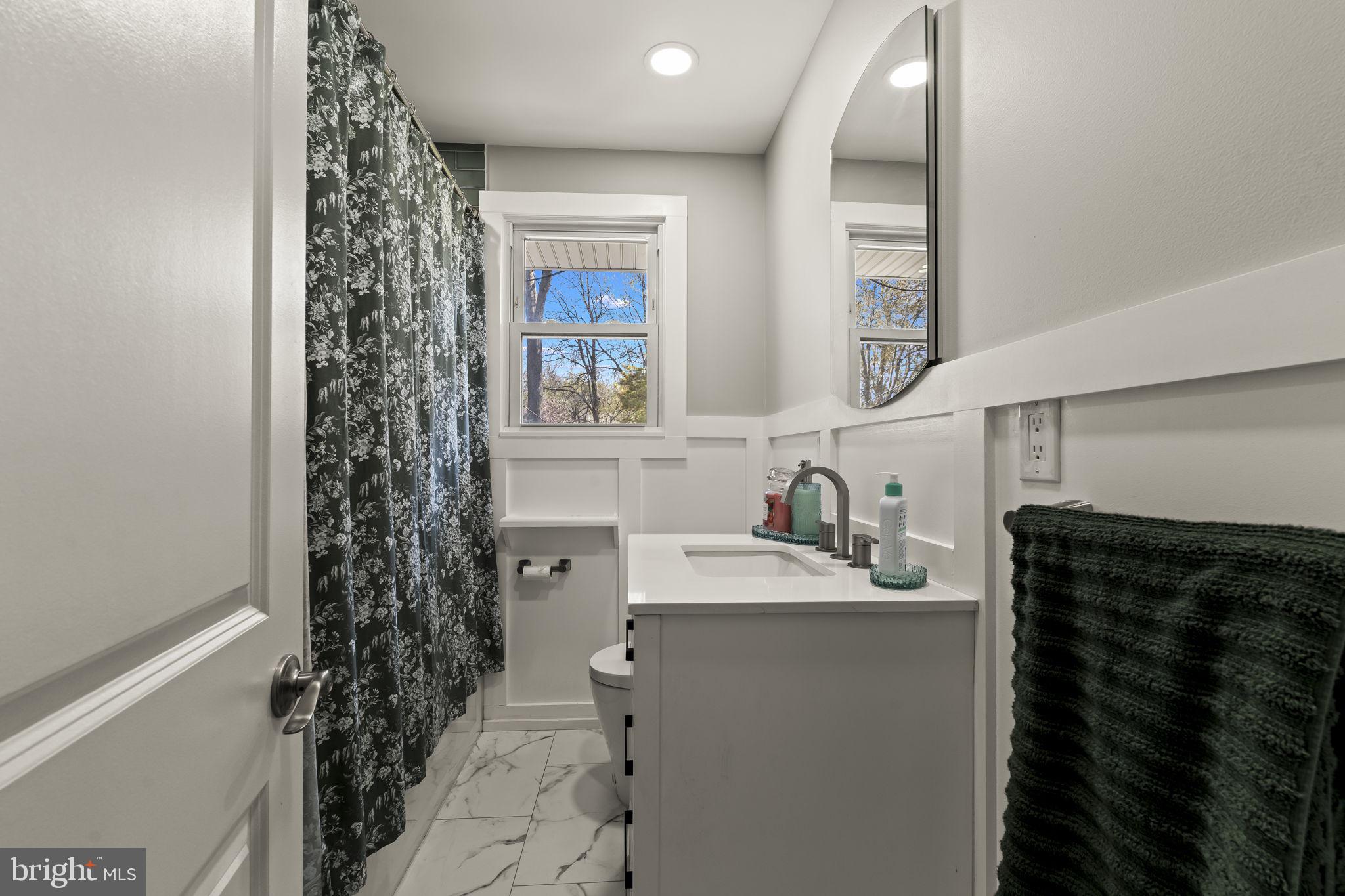 HILLTOP ESTATES - Residential