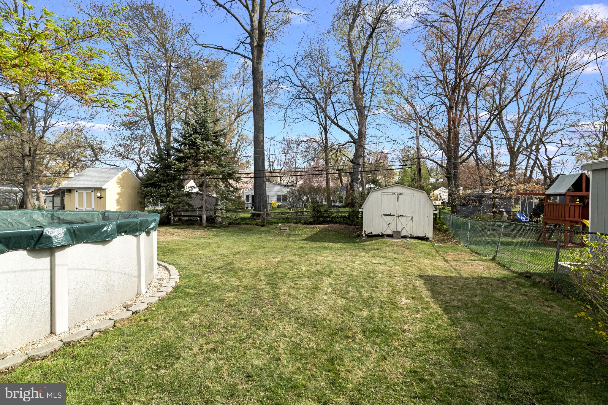 HILLTOP ESTATES - Residential