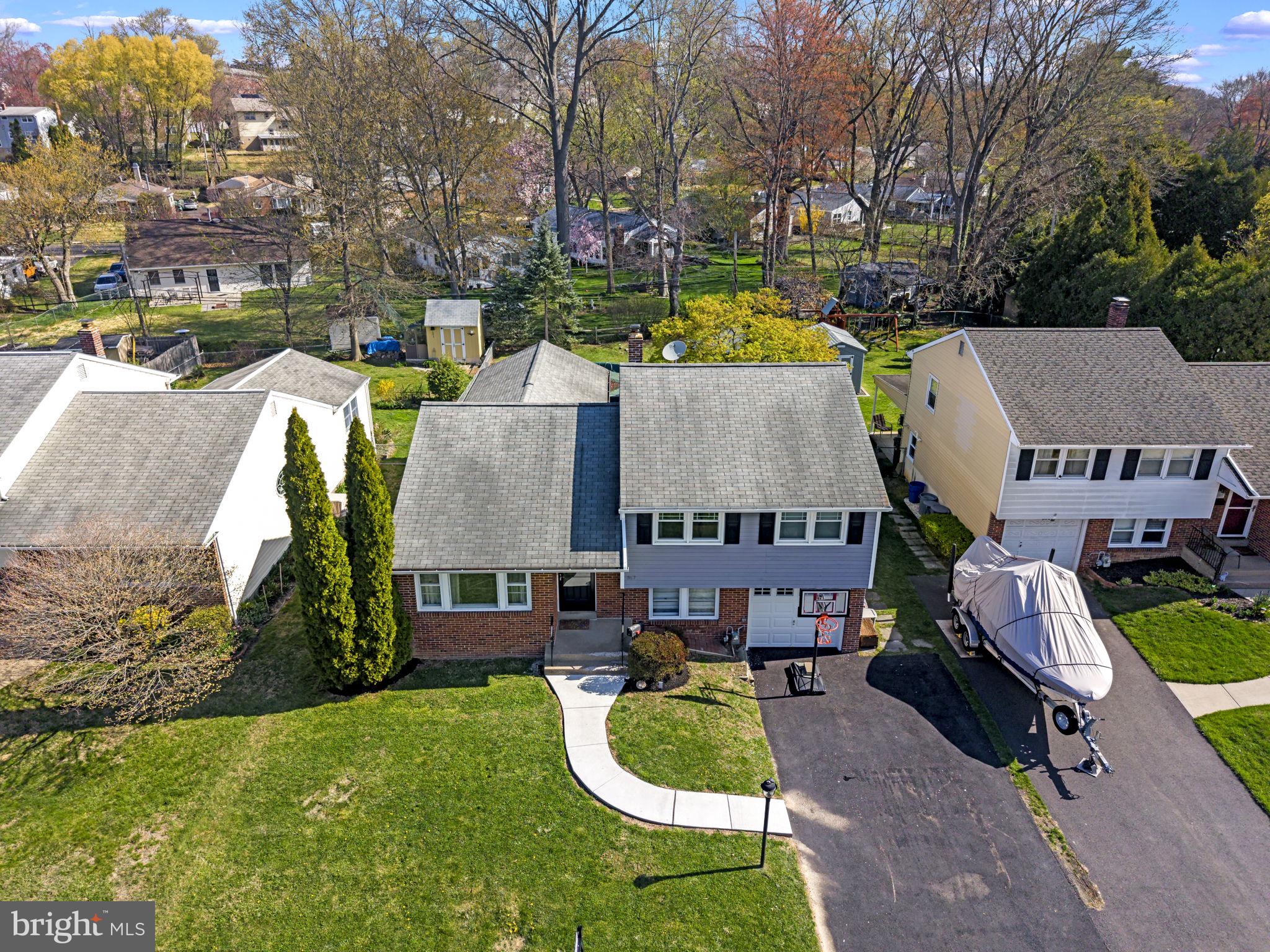 HILLTOP ESTATES - Residential