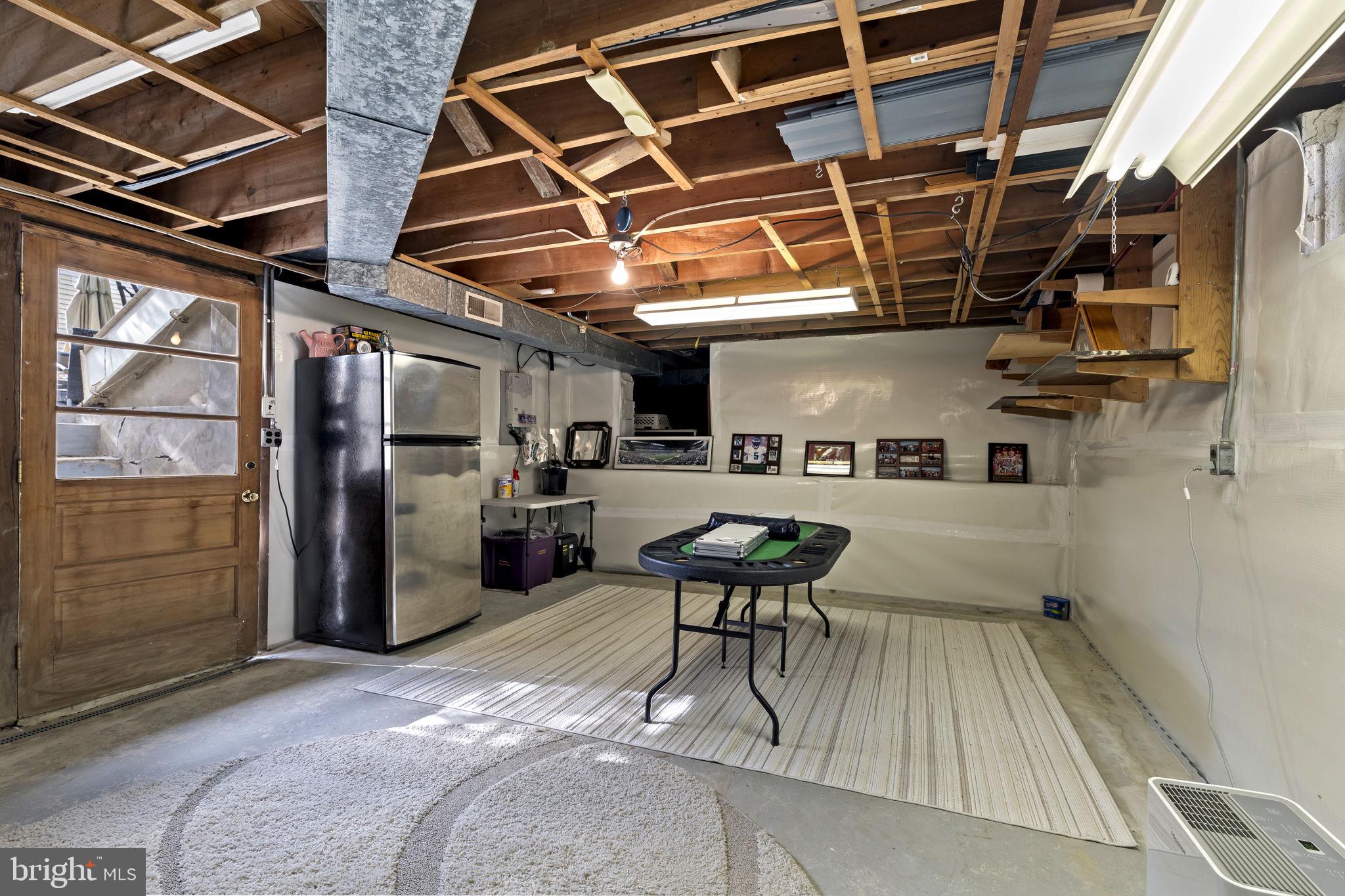 HILLTOP ESTATES - Residential