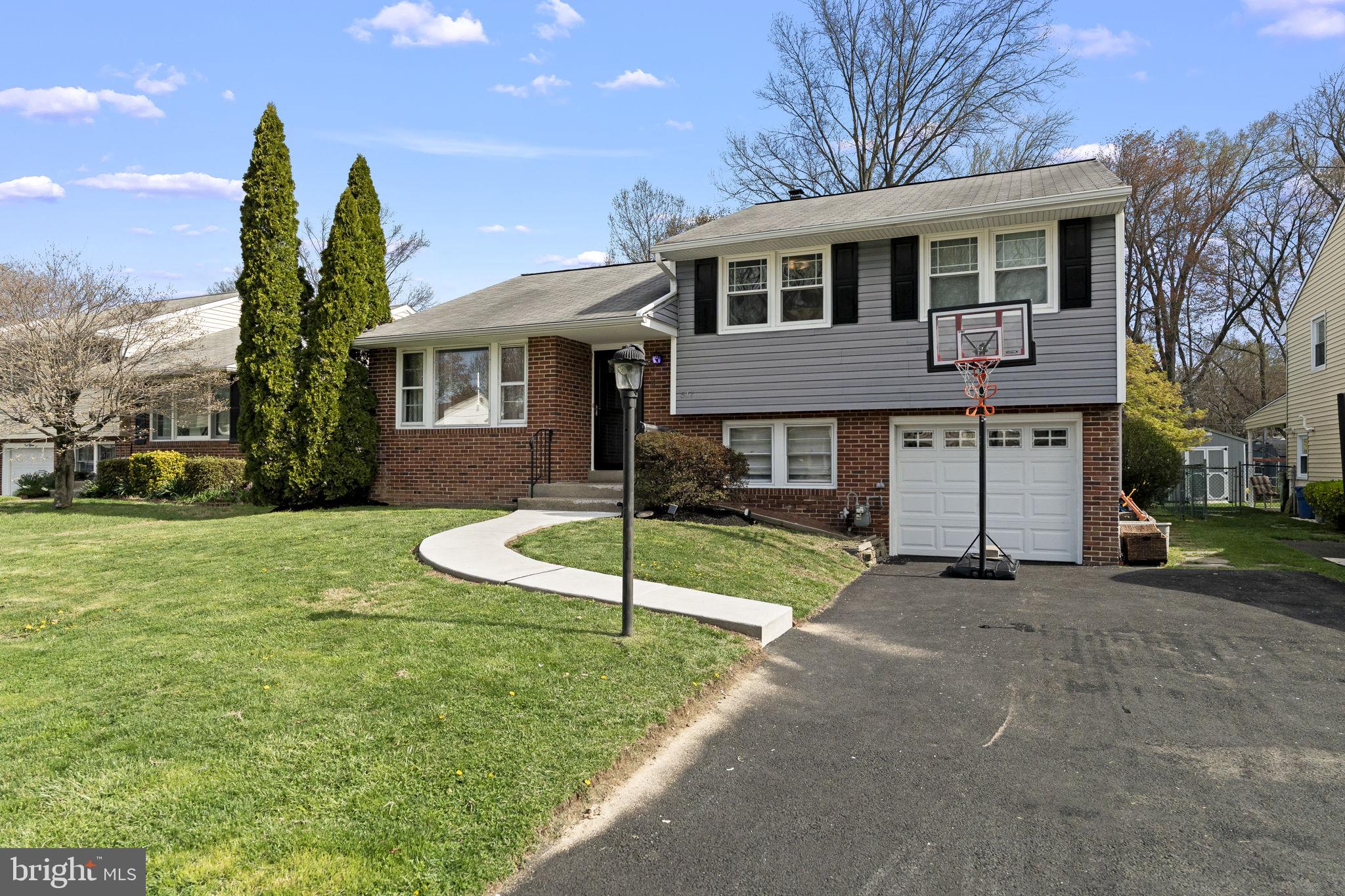 HILLTOP ESTATES - Residential