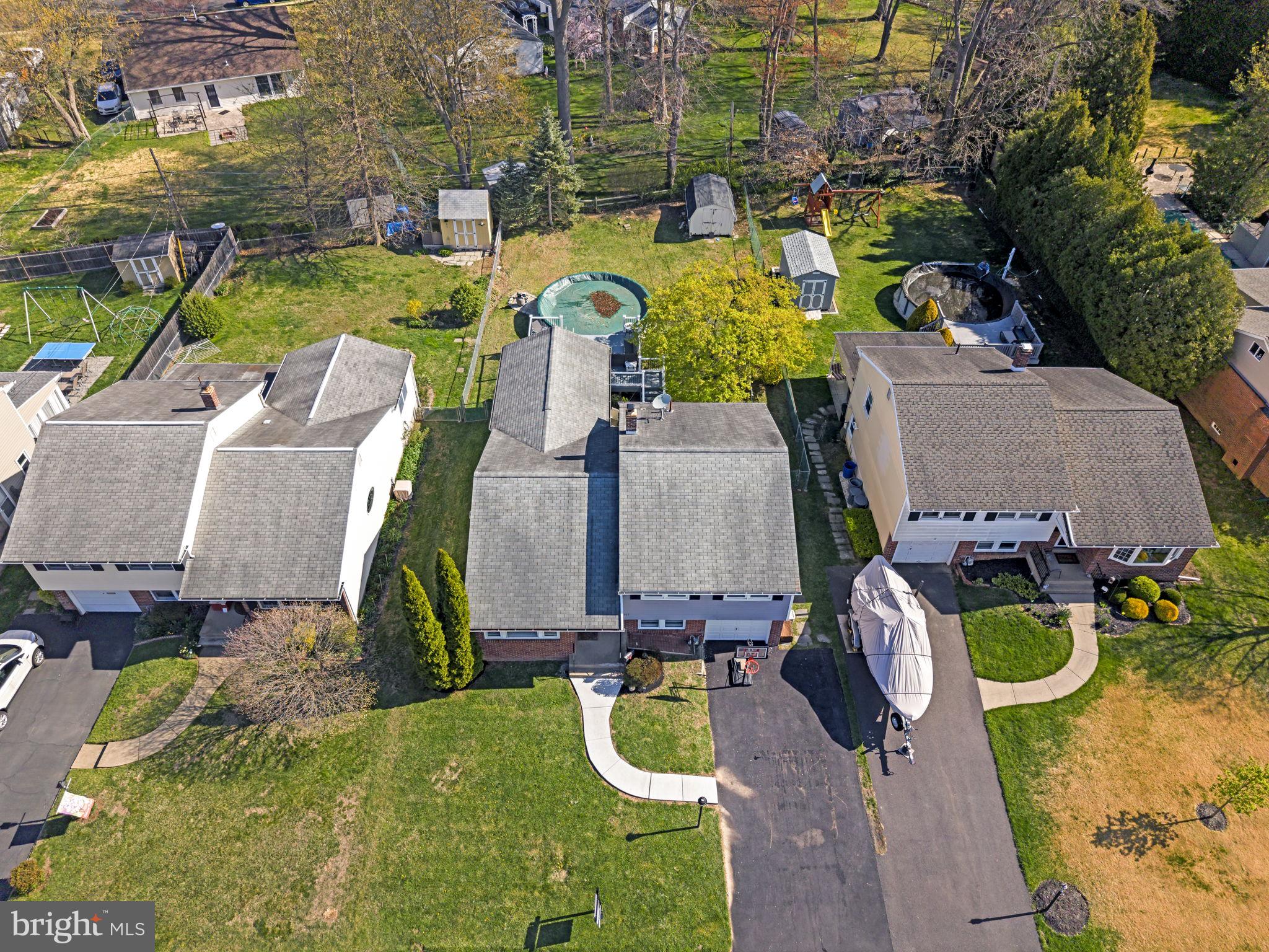 HILLTOP ESTATES - Residential