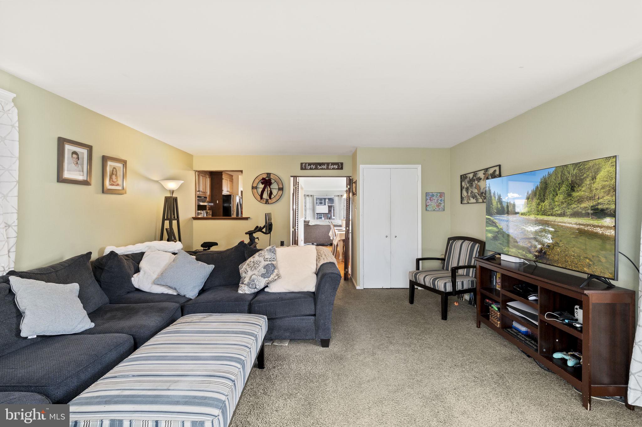 HILLTOP ESTATES - Residential