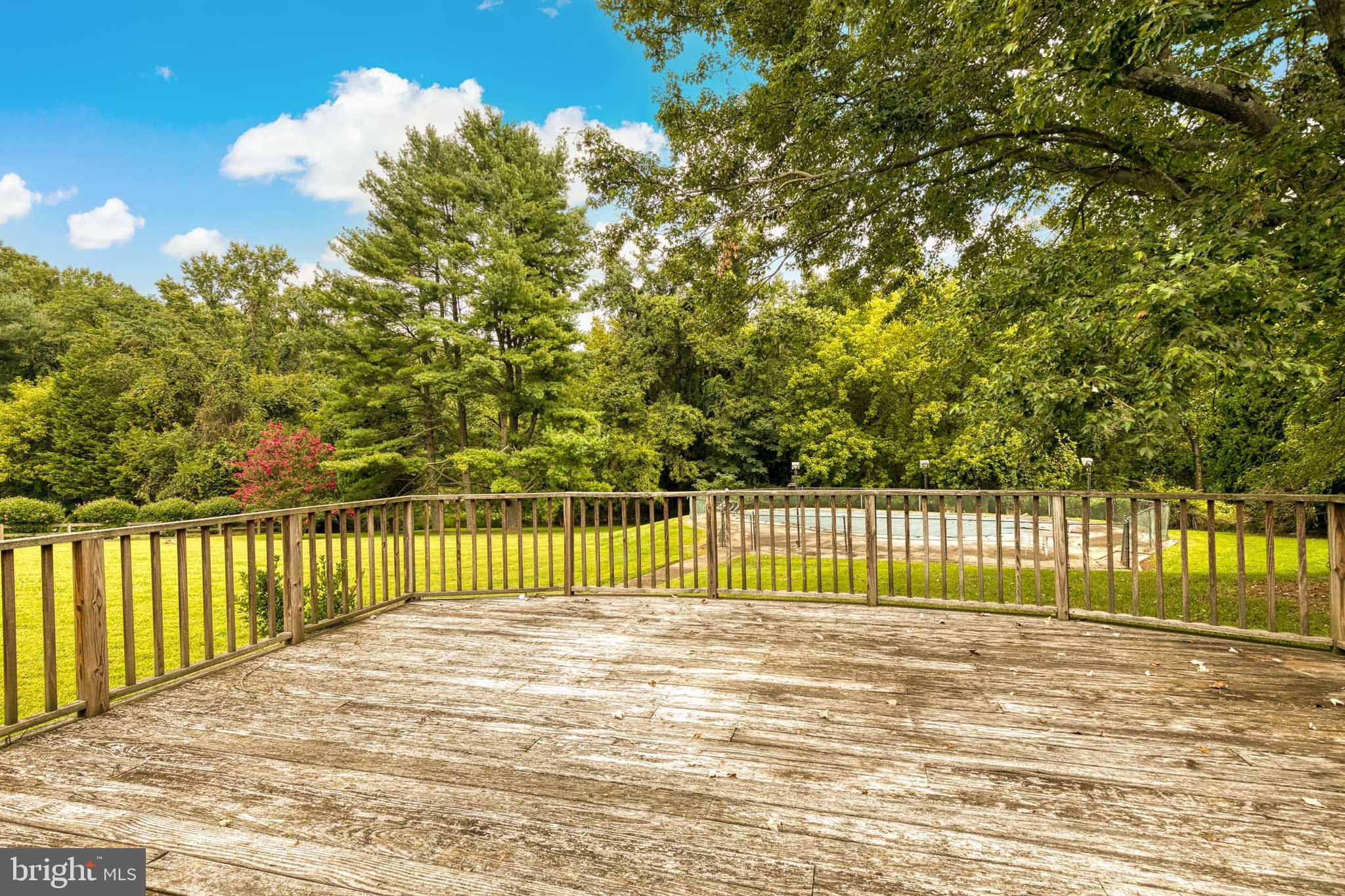 FOX WOODS - Residential