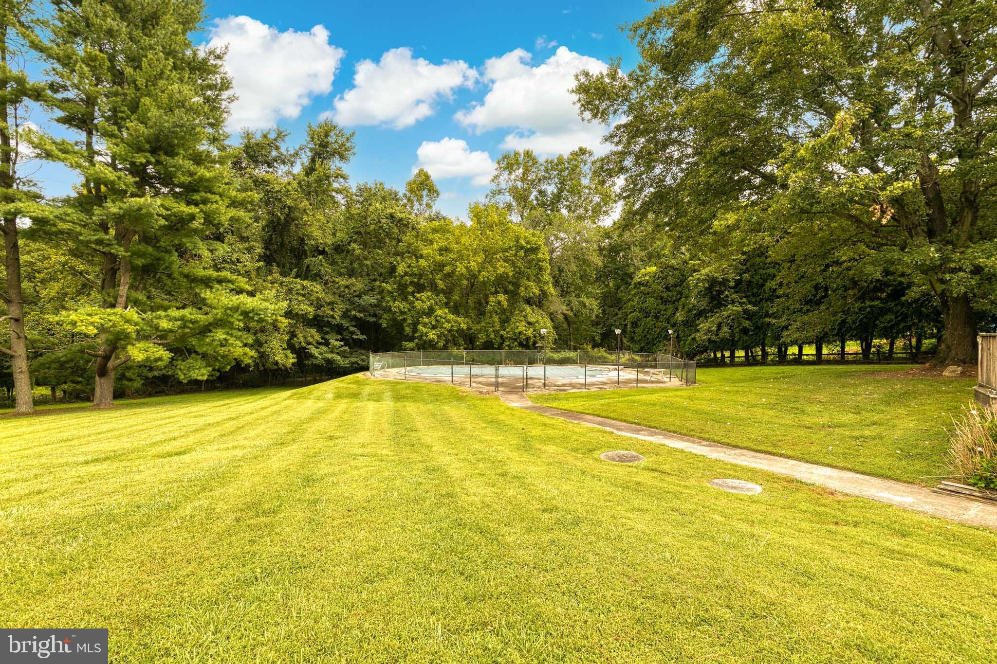 FOX WOODS - Residential