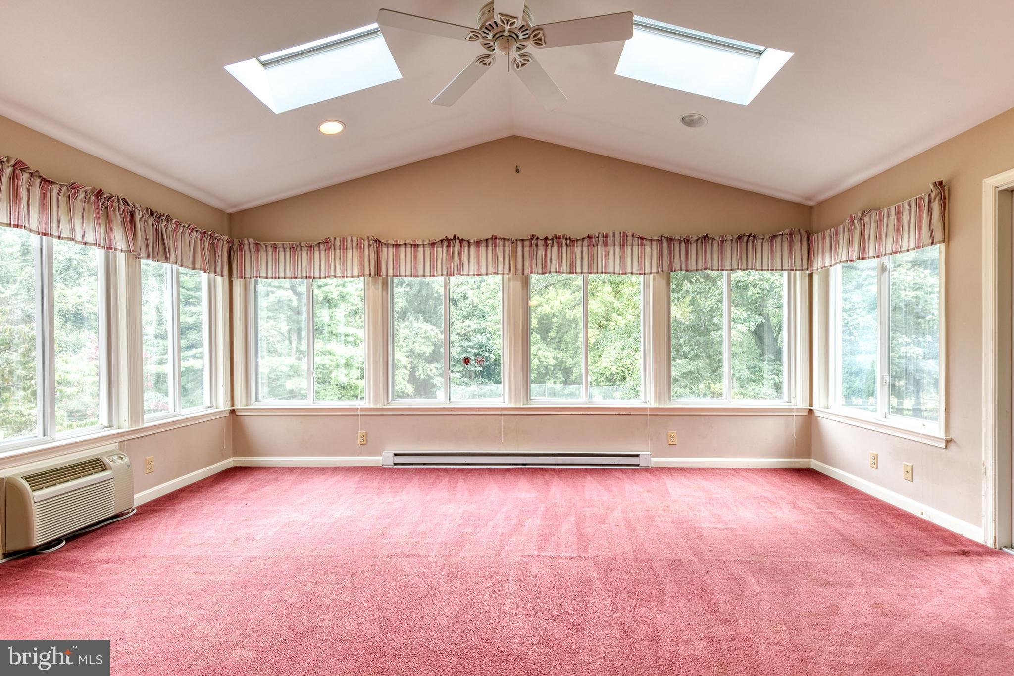 FOX WOODS - Residential